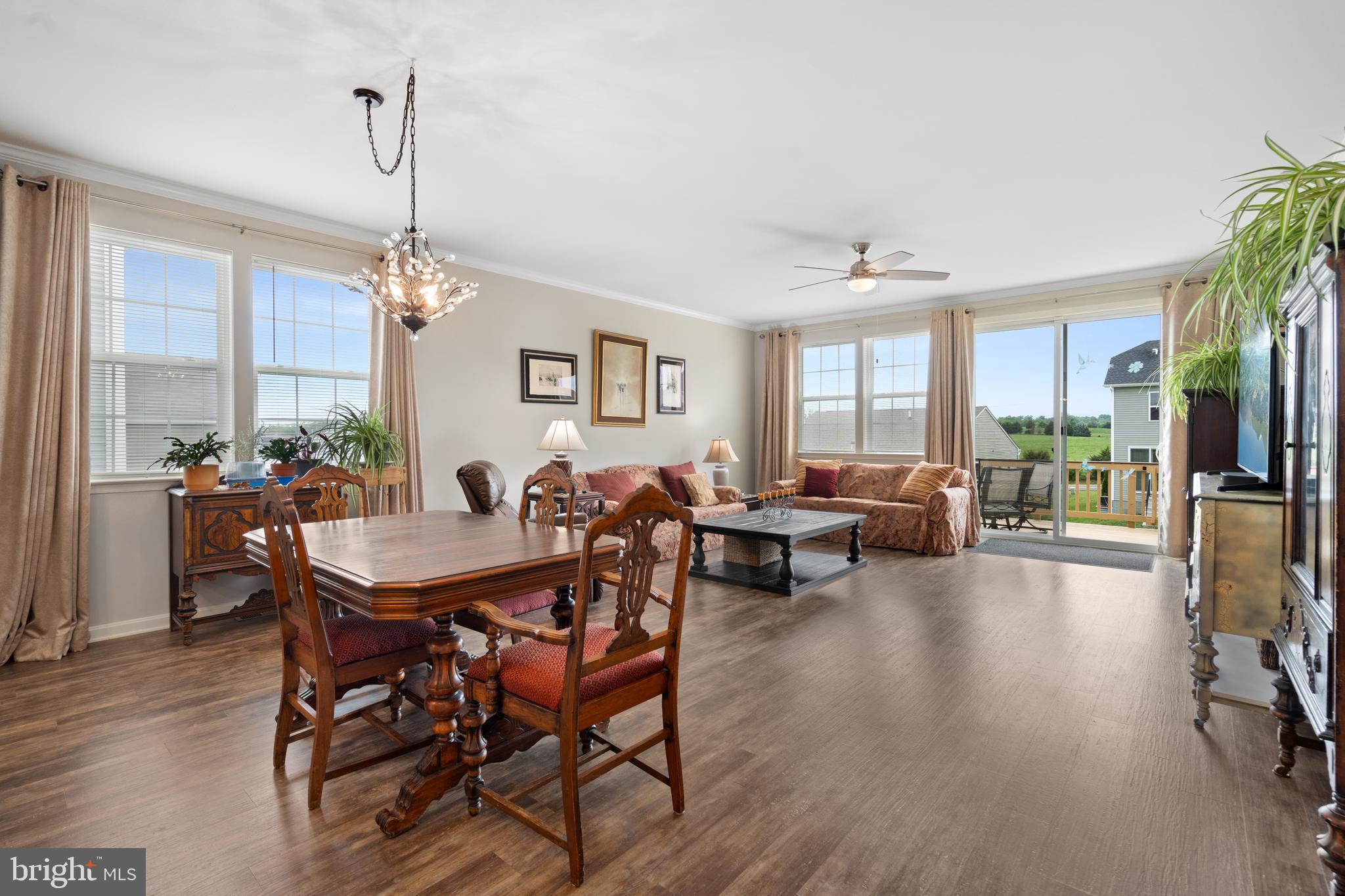 SOUTHERN HILLS - Residential