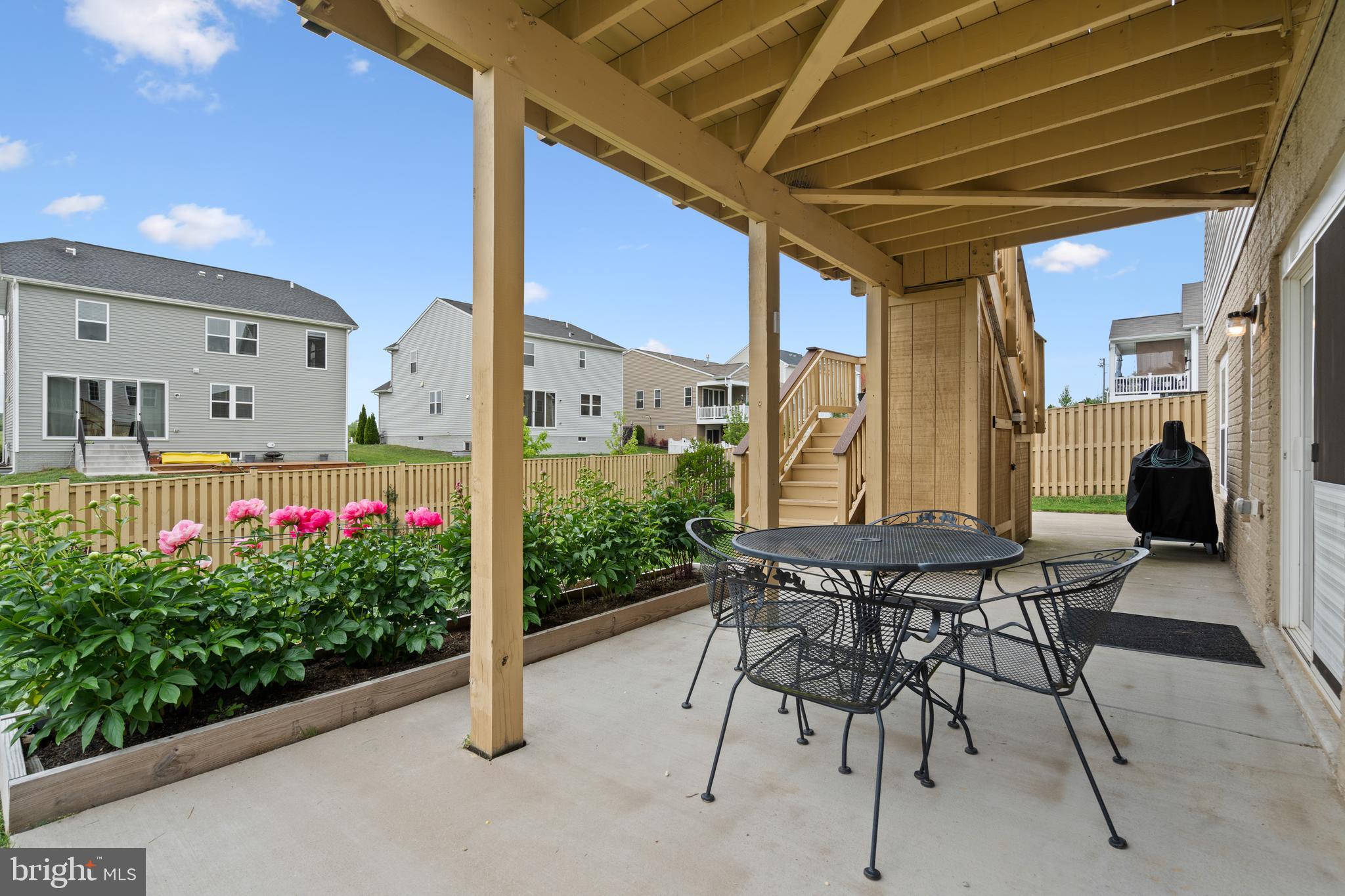 SOUTHERN HILLS - Residential