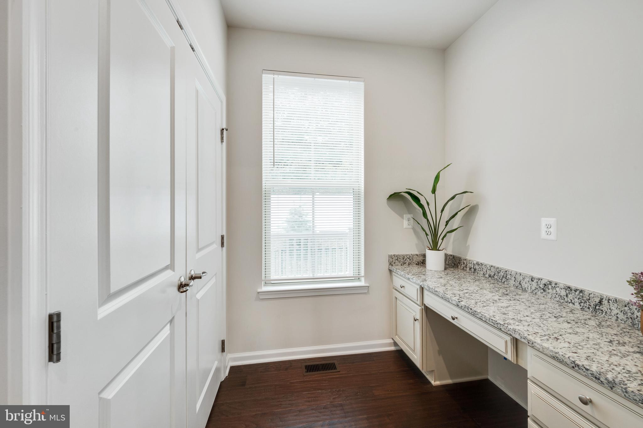 GLENN DALE CROSSING - Residential