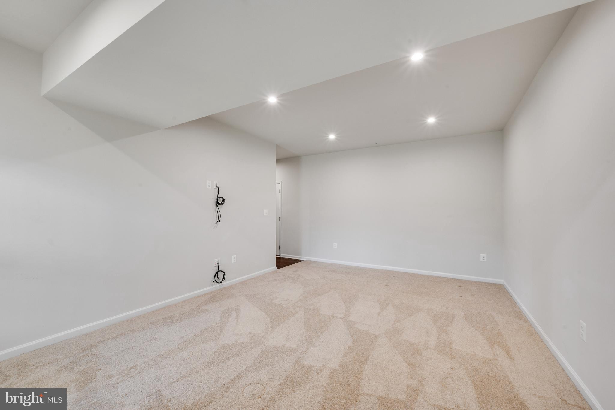 GLENN DALE CROSSING - Residential