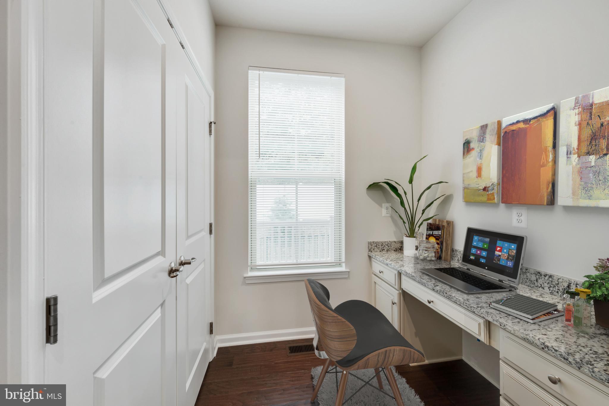 GLENN DALE CROSSING - Residential