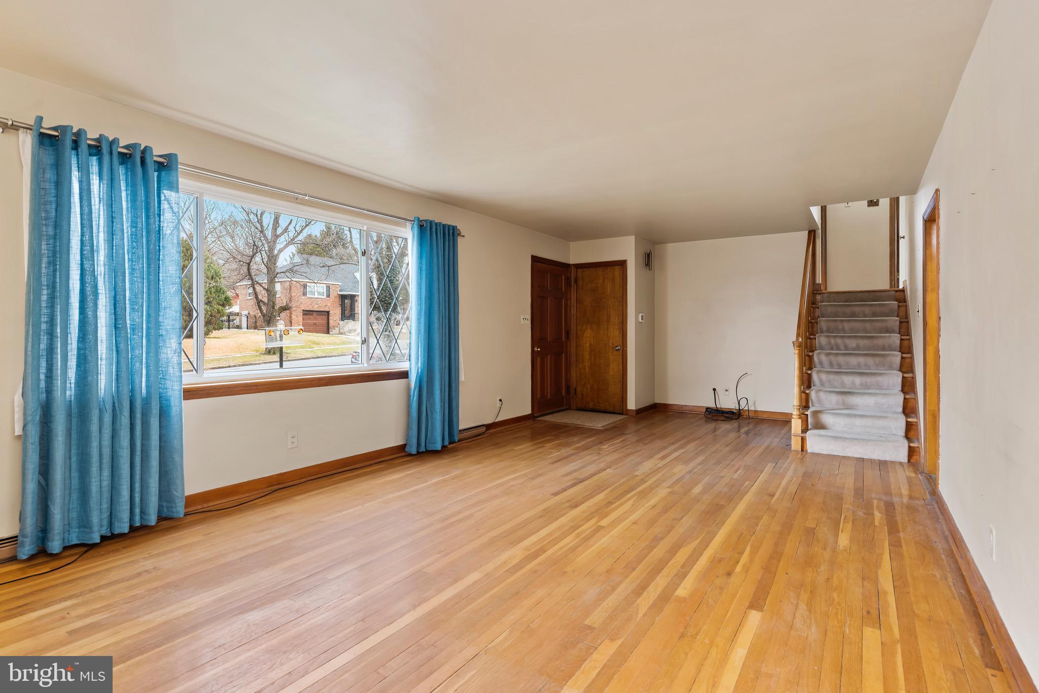 LENKER MANOR - Residential