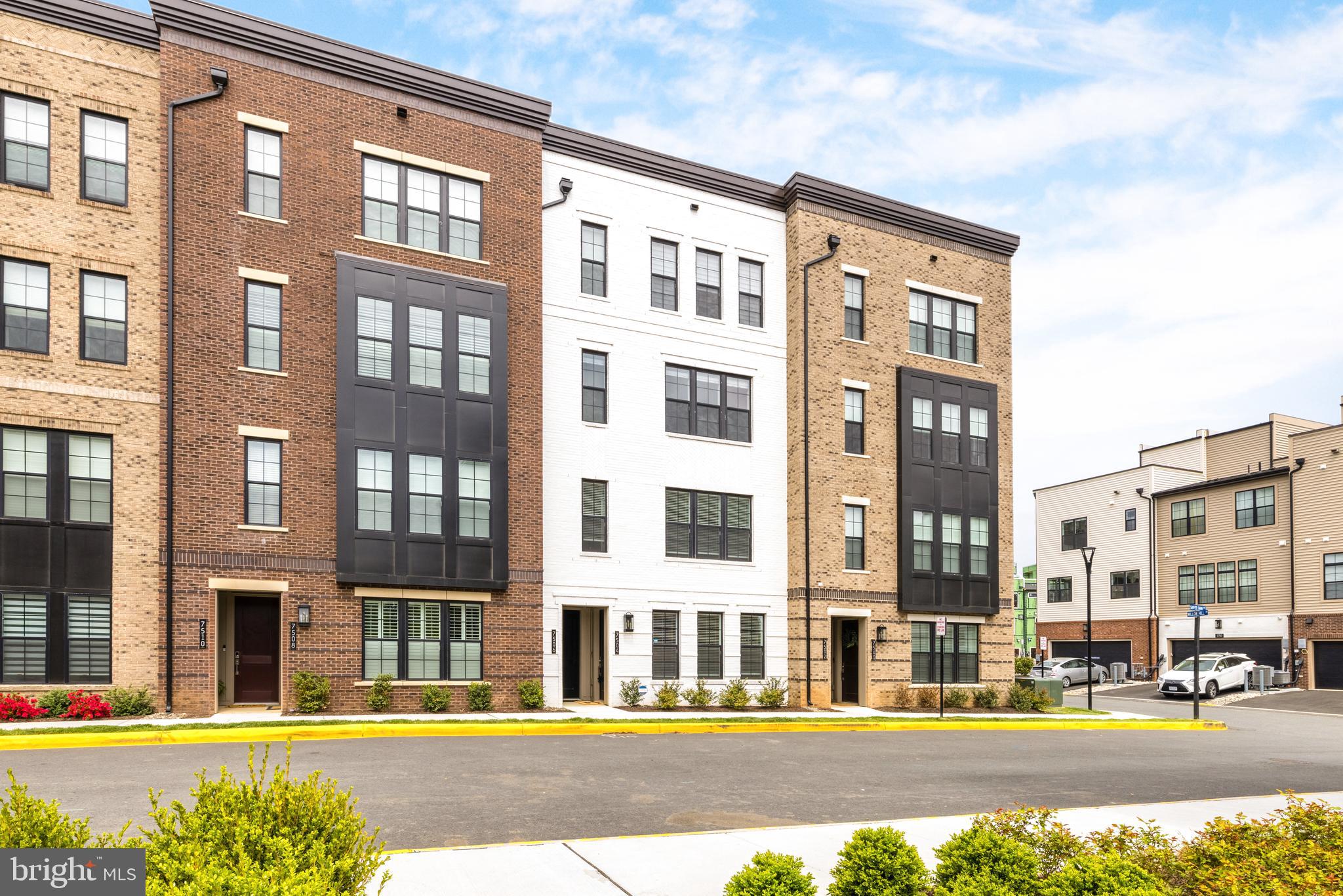 UNION PARK AT MCLEAN - Residential Lease