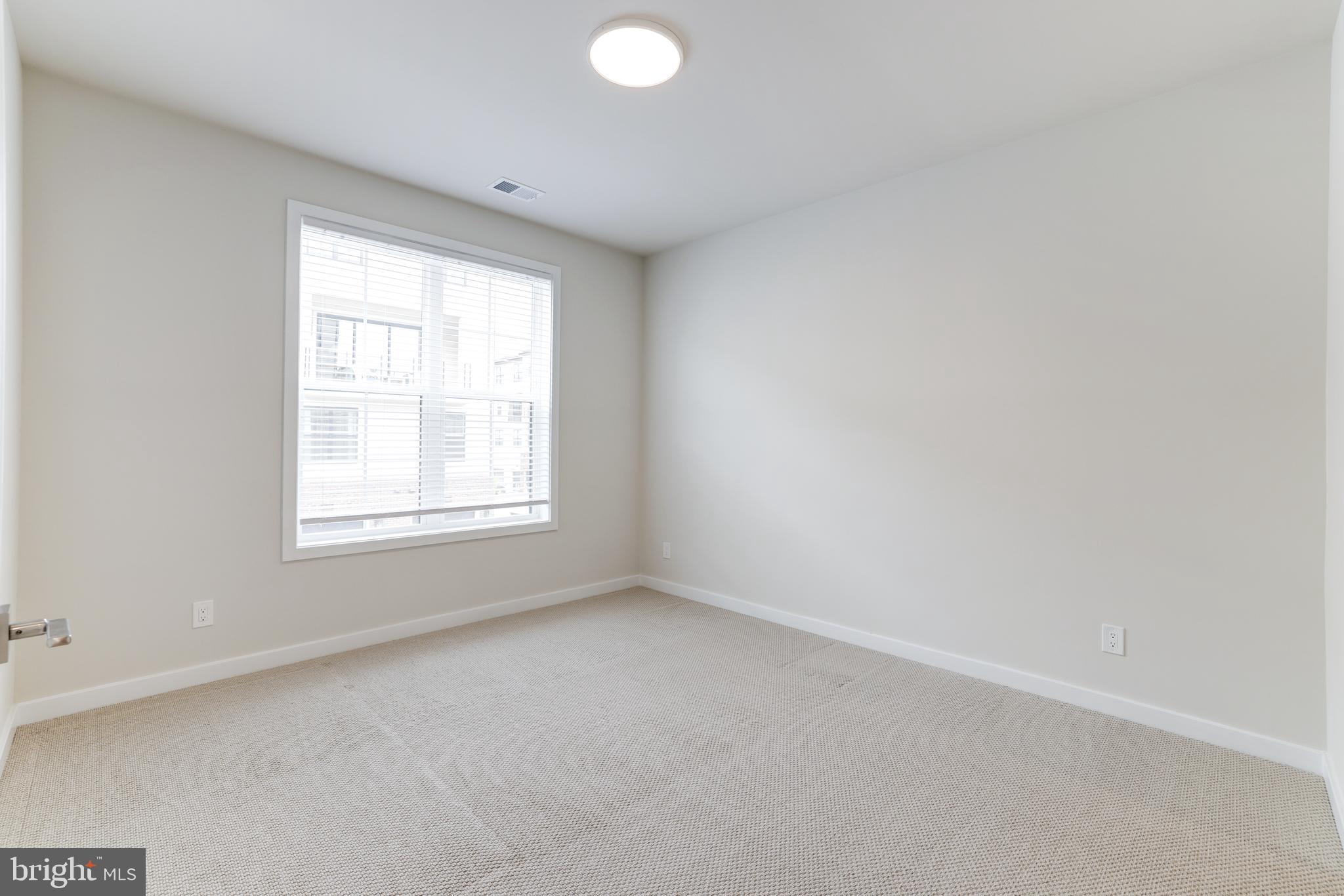 UNION PARK AT MCLEAN - Residential Lease