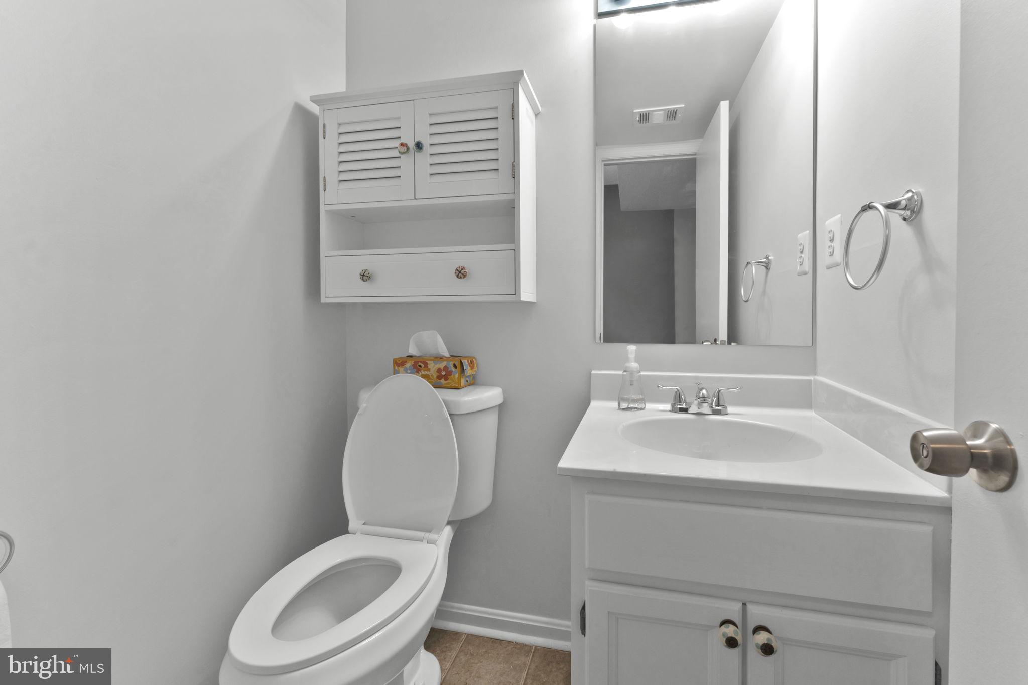 BURTONSVILLE - Residential