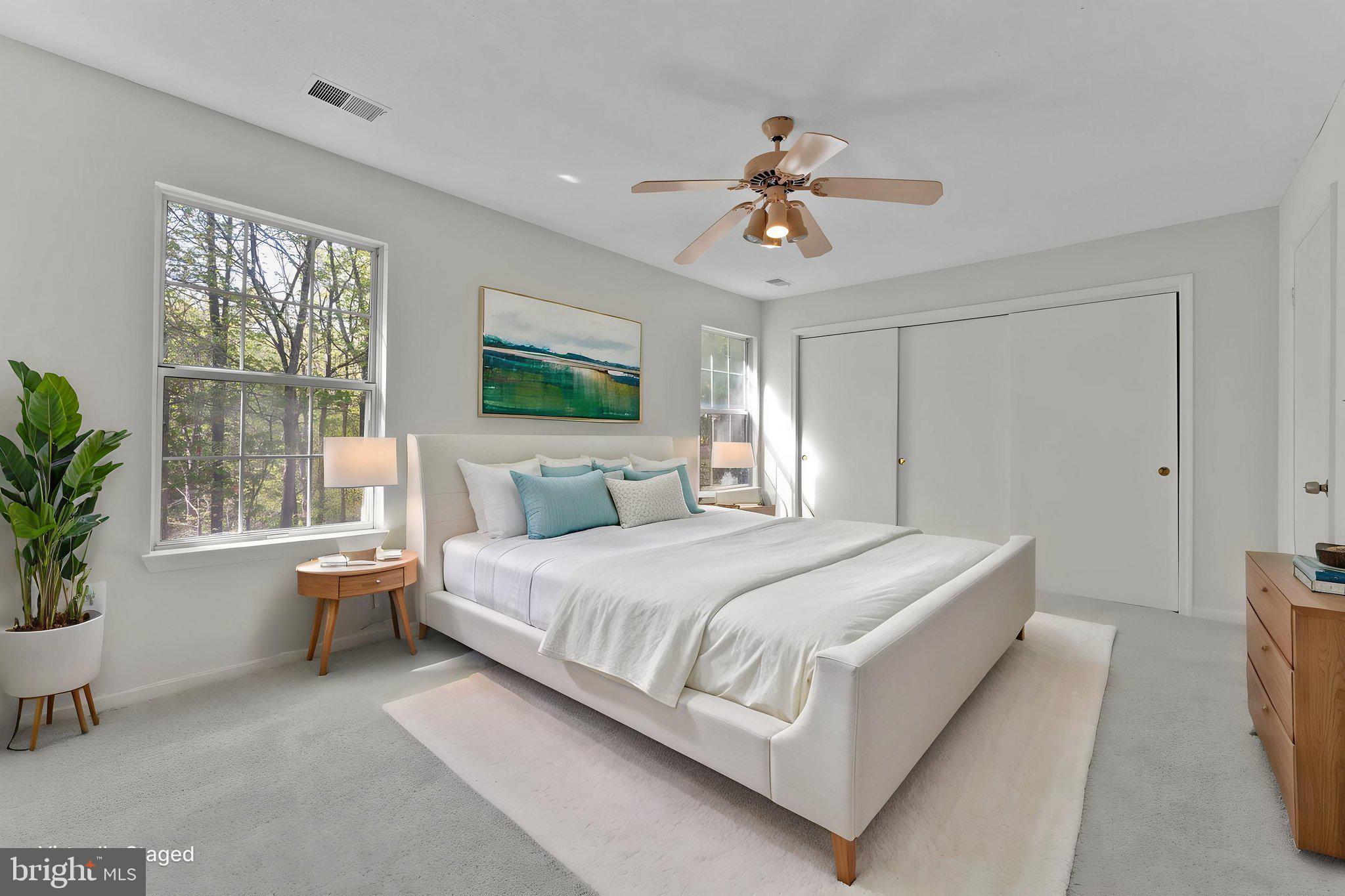 BURTONSVILLE - Residential