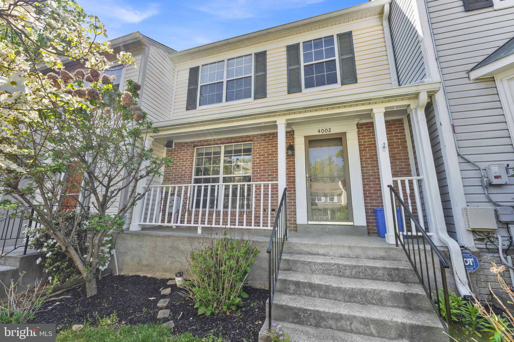 BURTONSVILLE - Residential