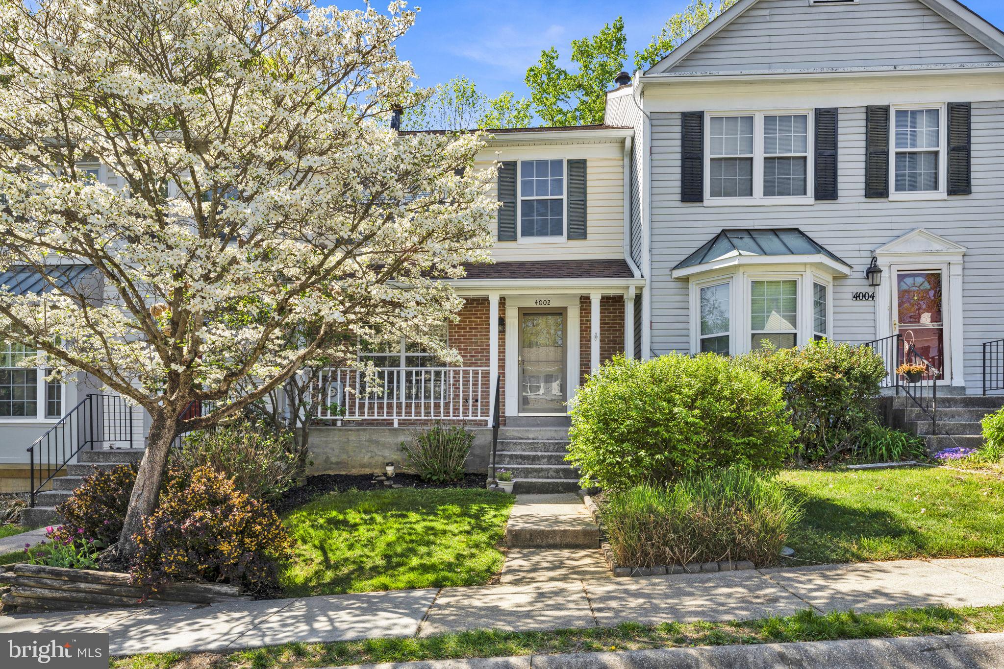 BURTONSVILLE - Residential