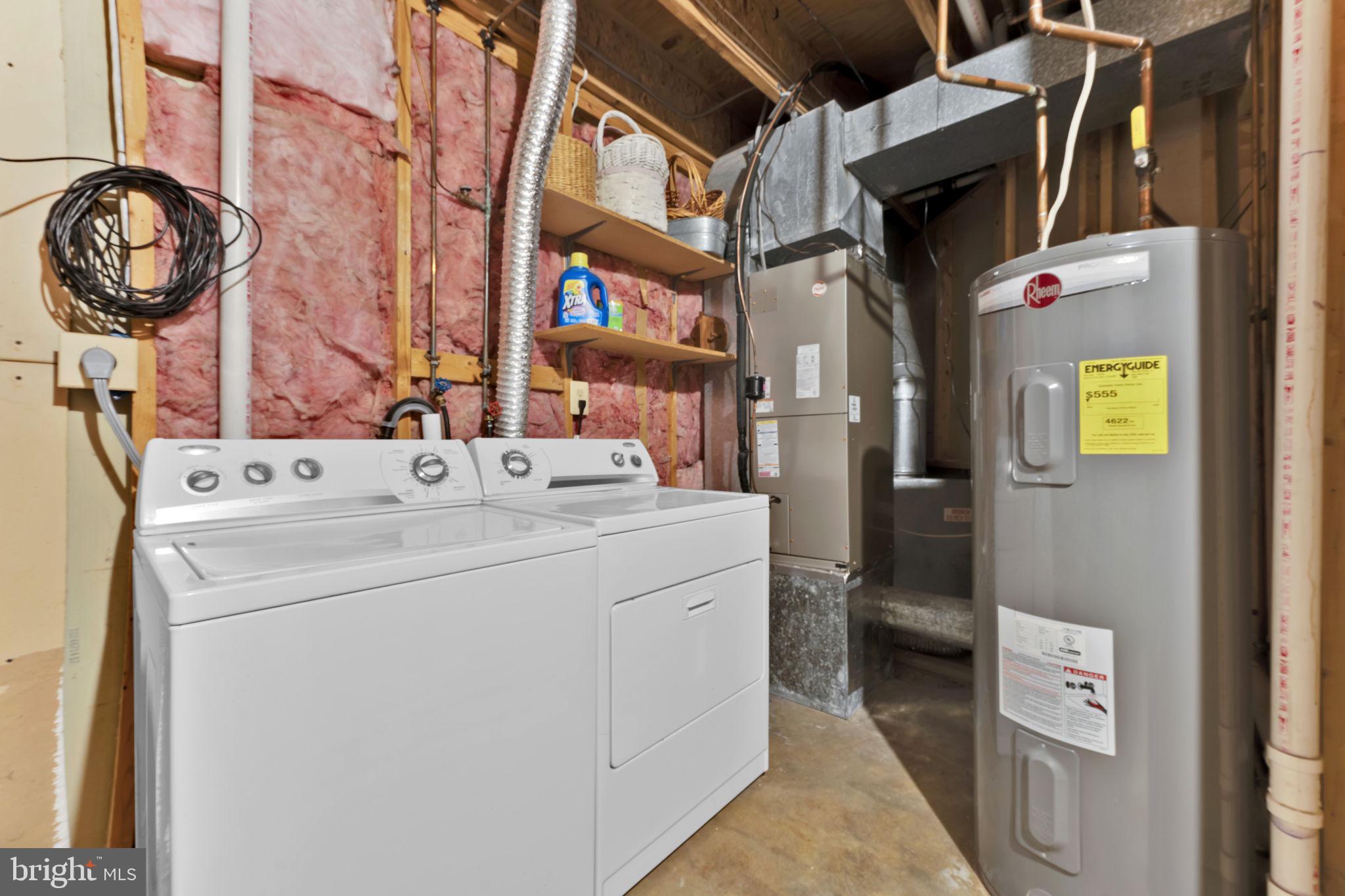 BURTONSVILLE - Residential