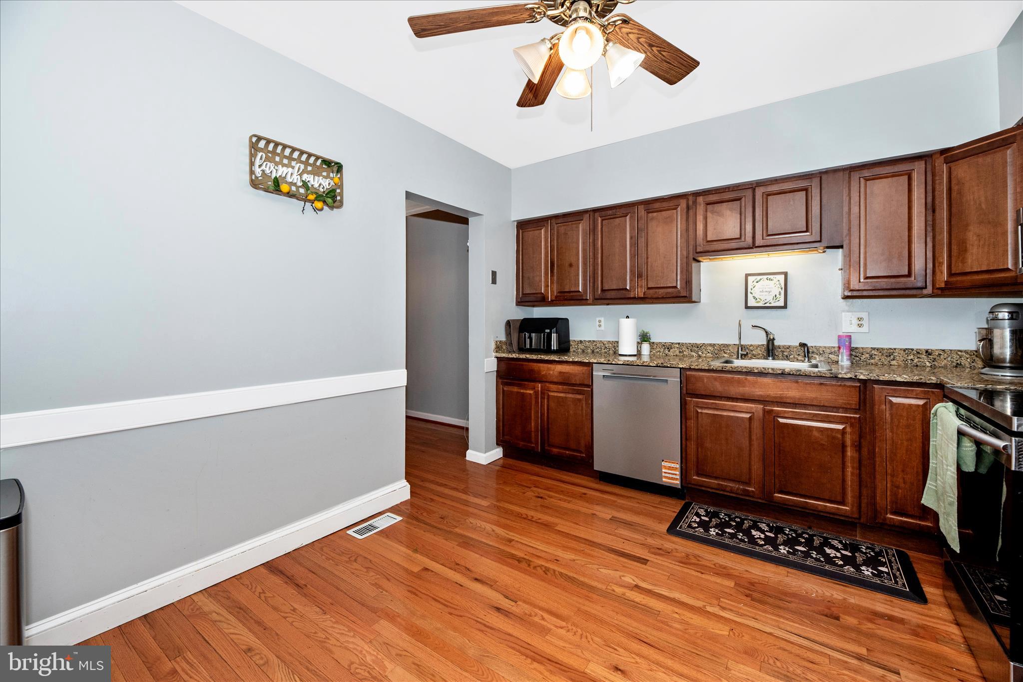 CHAPEL HILL - Residential