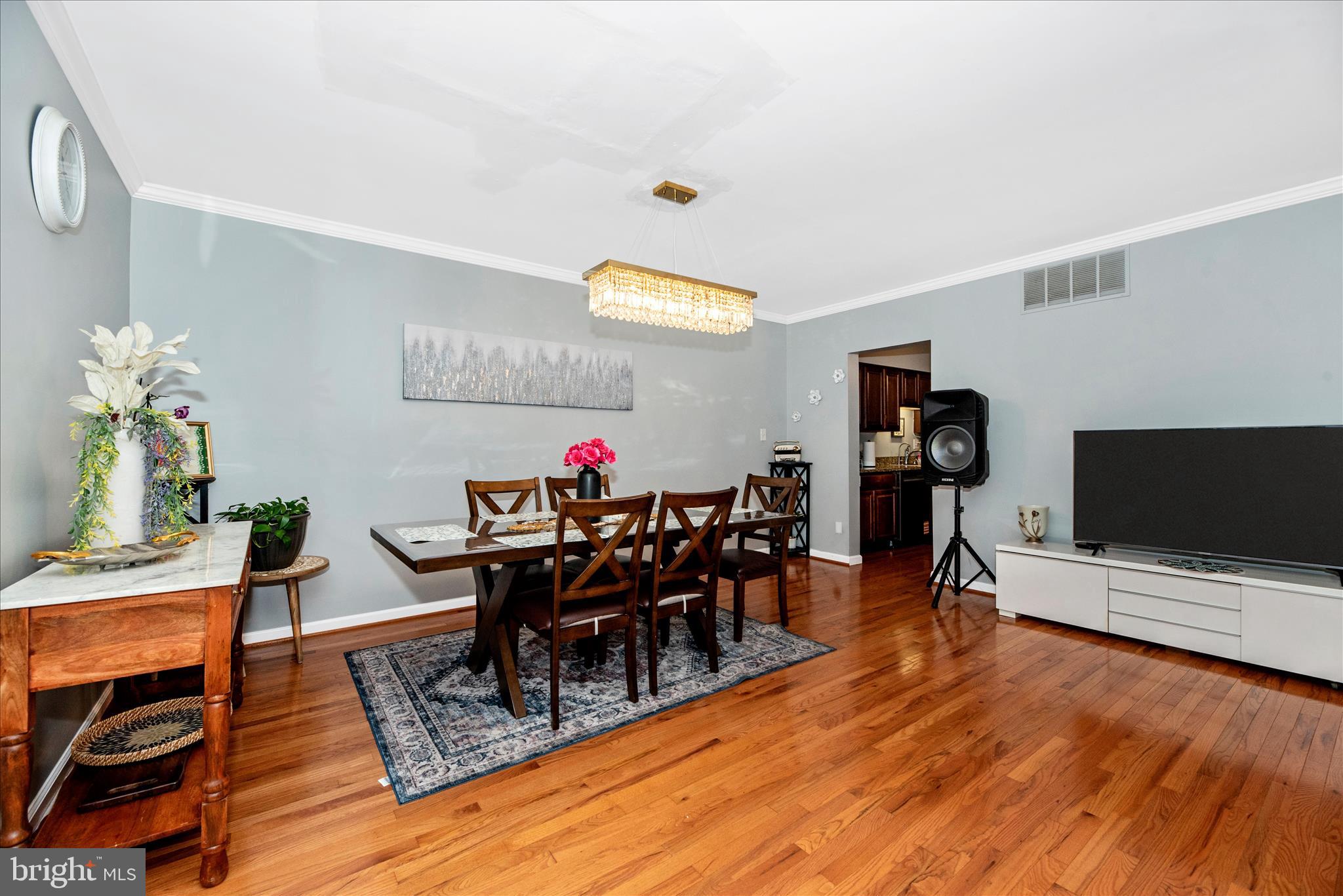 CHAPEL HILL - Residential