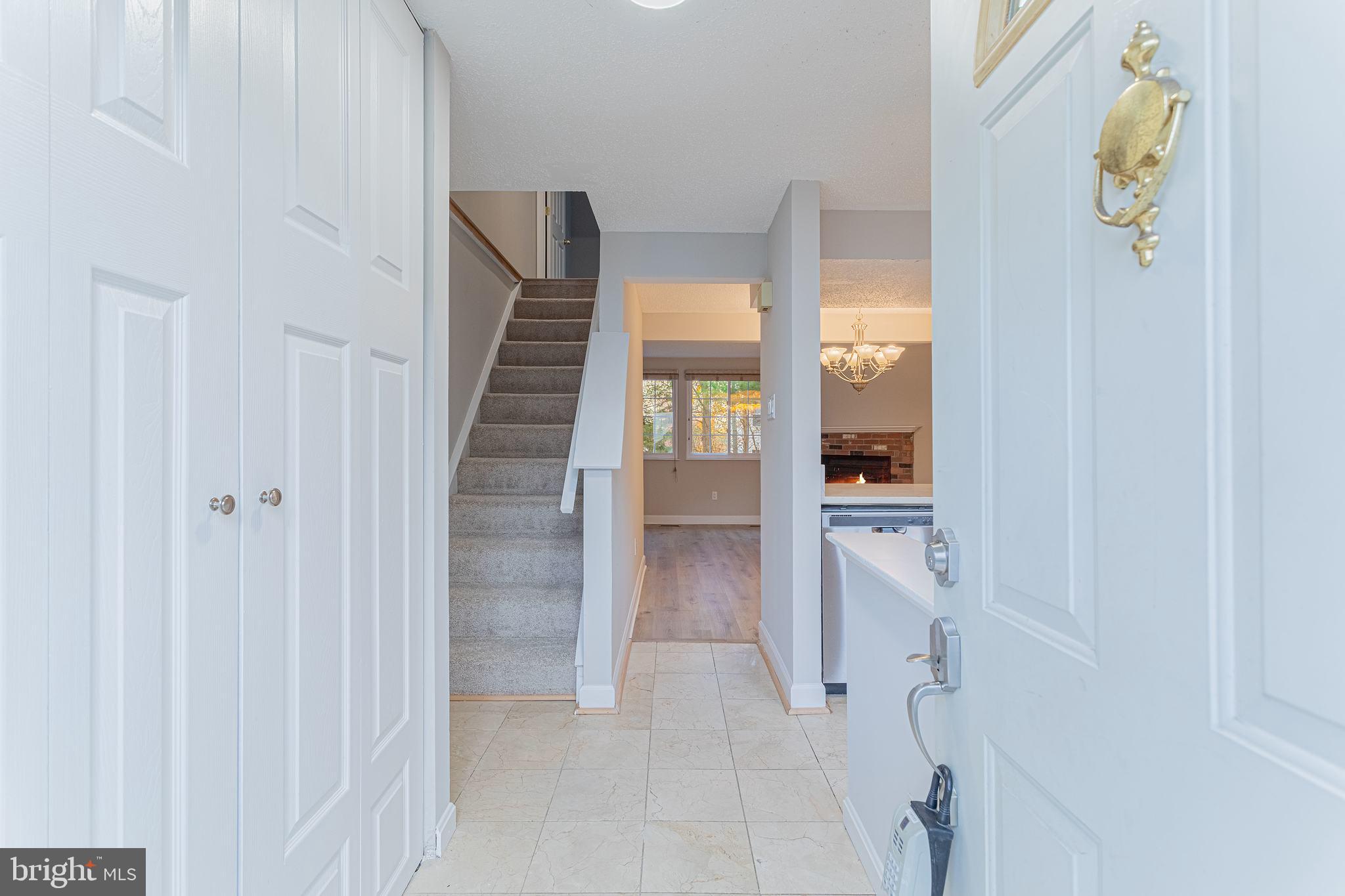 D EVEREUX WEST - Residential