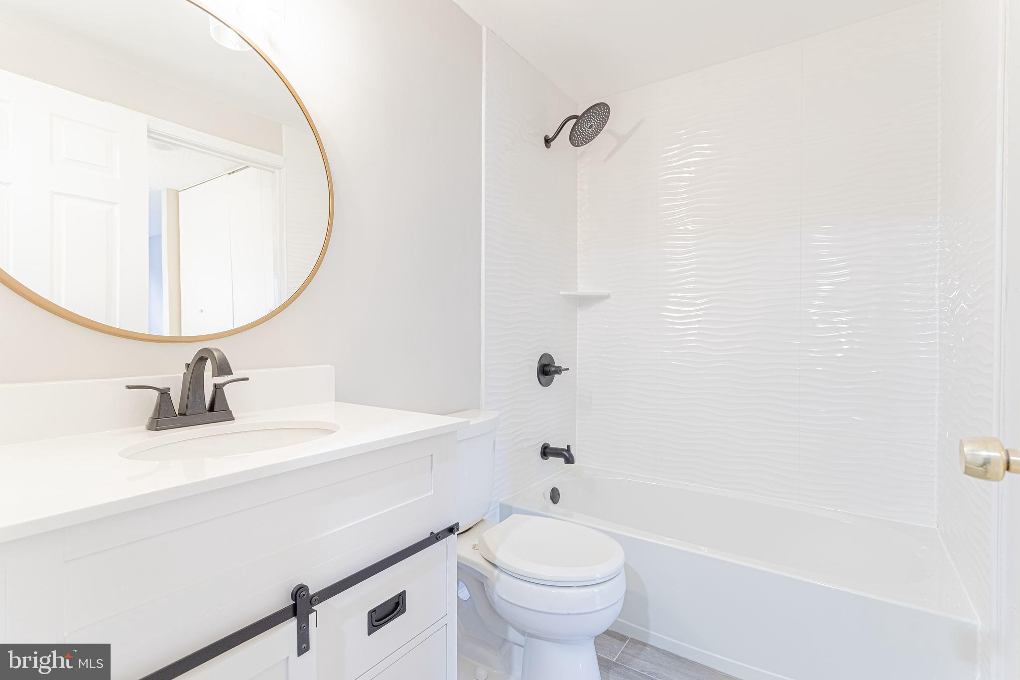 D EVEREUX WEST - Residential