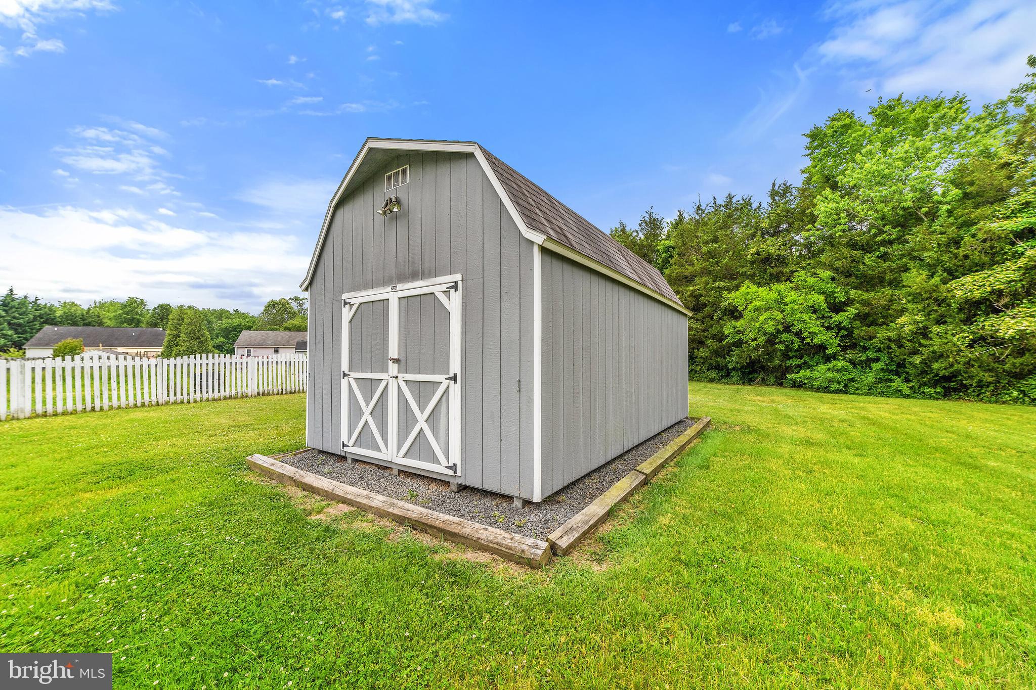 VIRGINIA MEADOWS - Residential