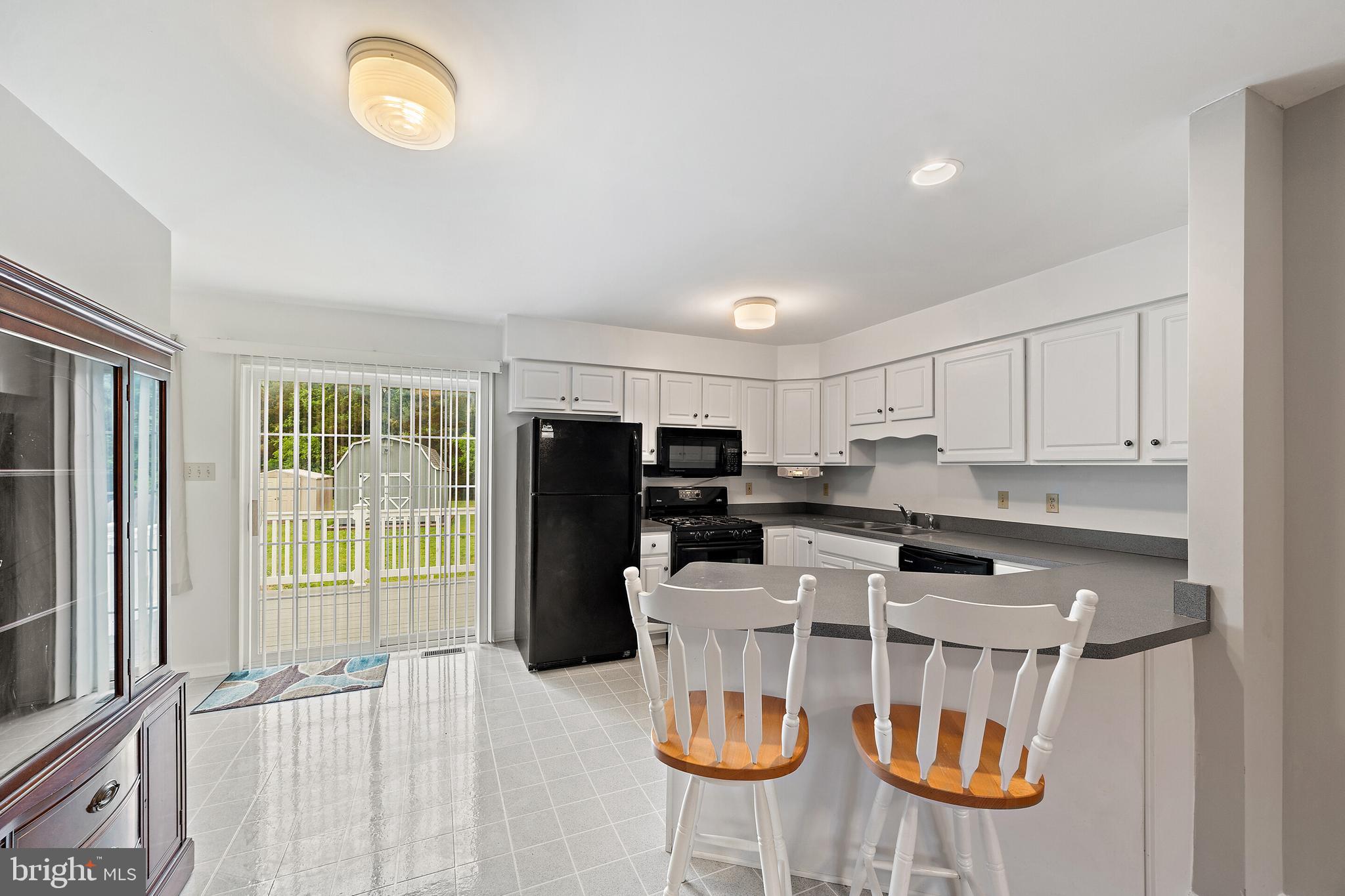 VIRGINIA MEADOWS - Residential