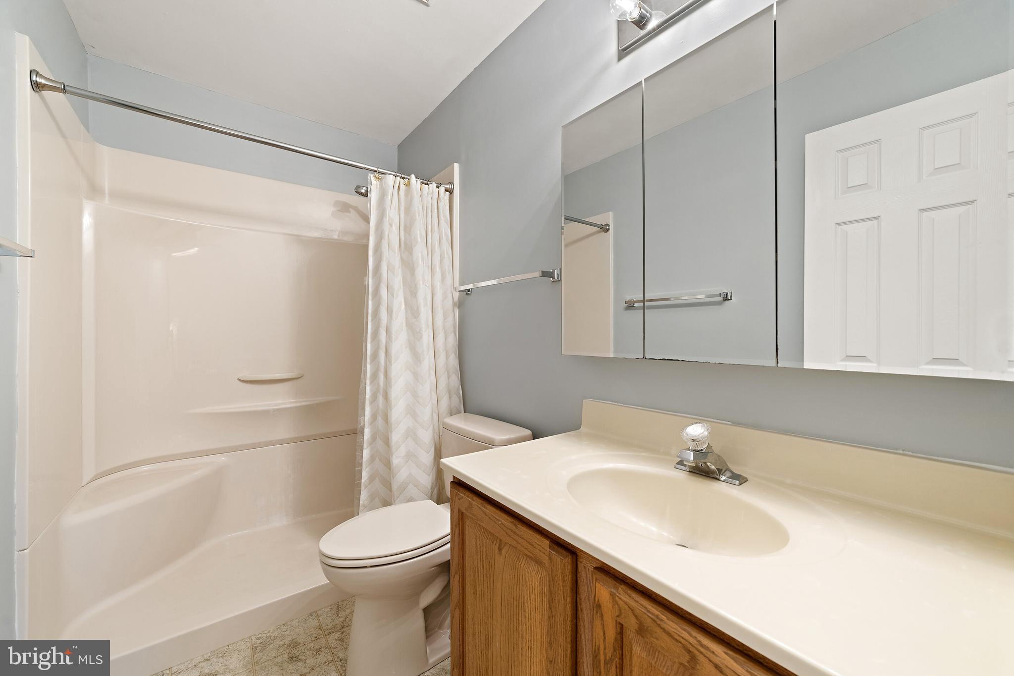 VIRGINIA MEADOWS - Residential