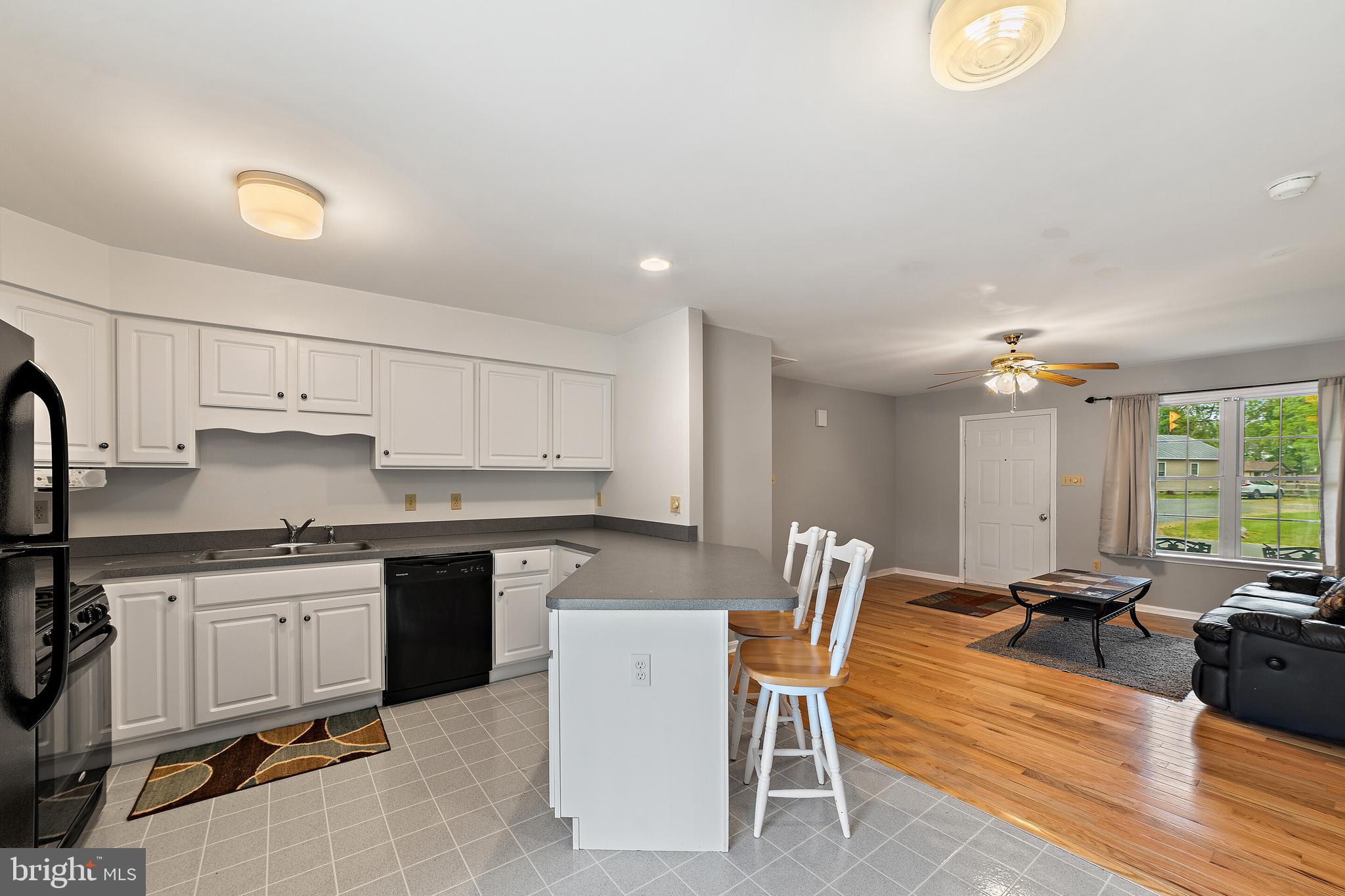 VIRGINIA MEADOWS - Residential