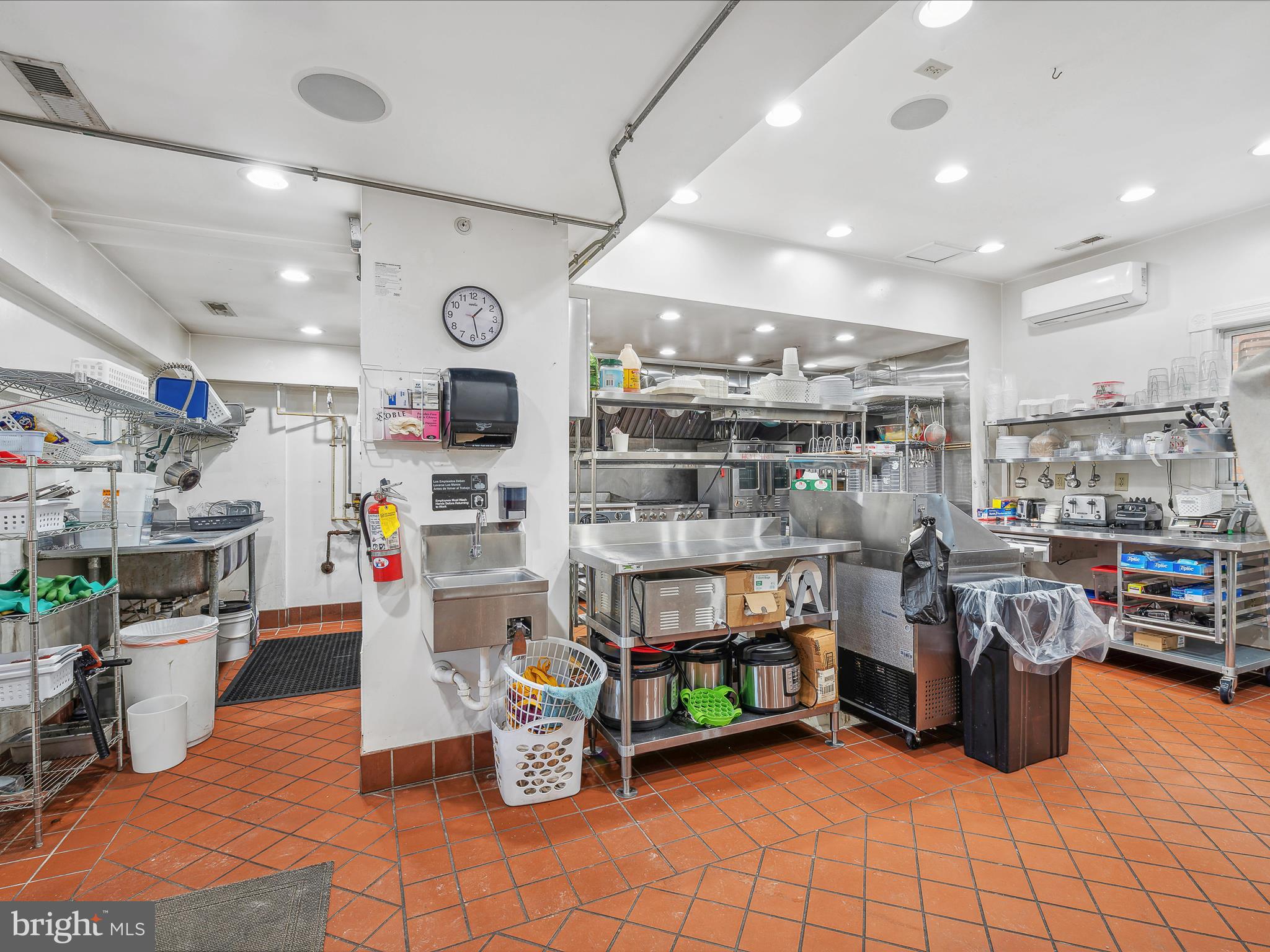 TOWN OF BATH - Commercial Sale