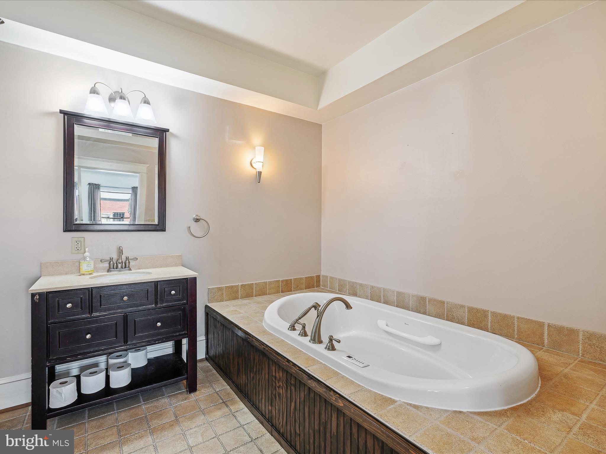 TOWN OF BATH - Commercial Sale