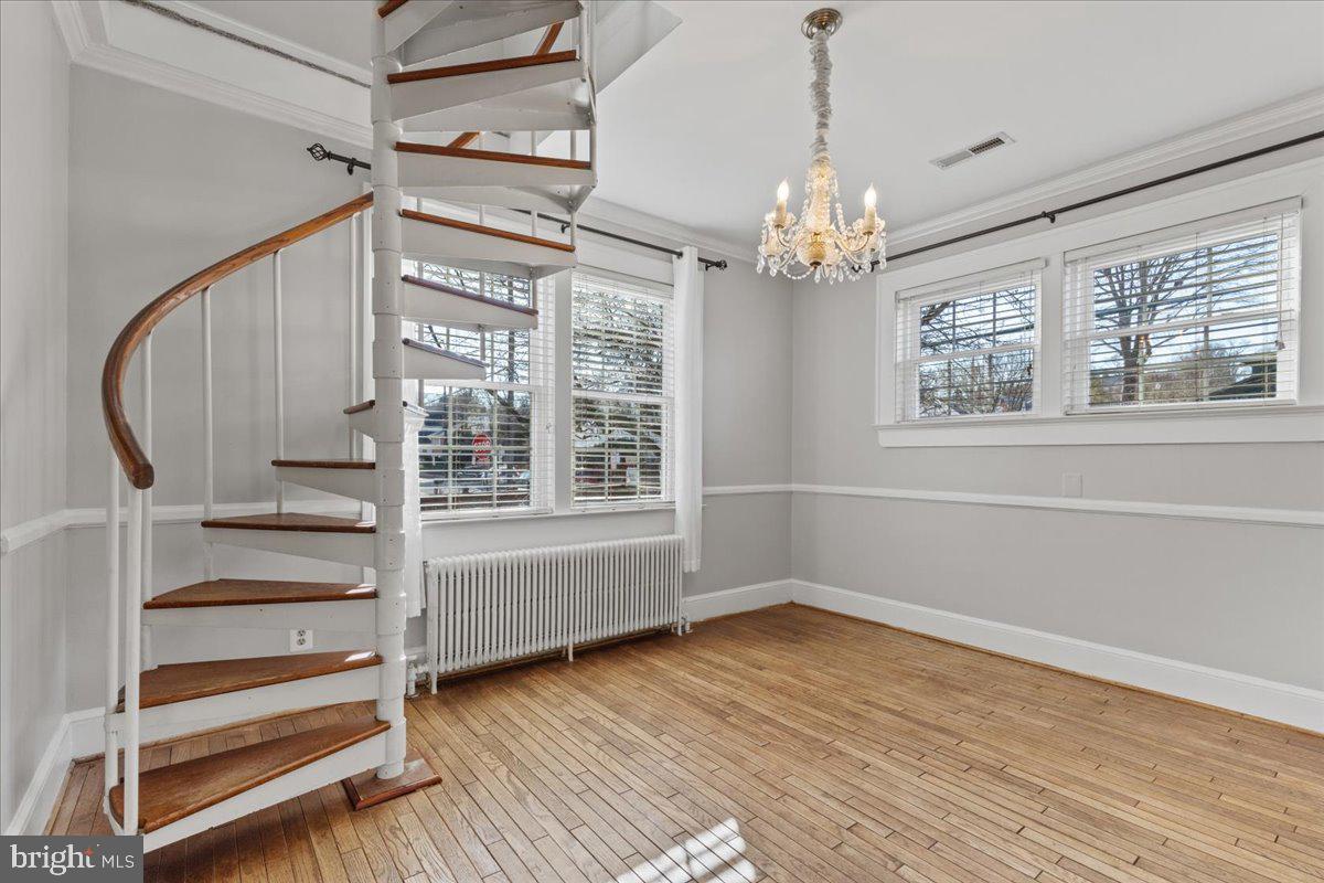 ADDISON HEIGHTS - Residential Lease