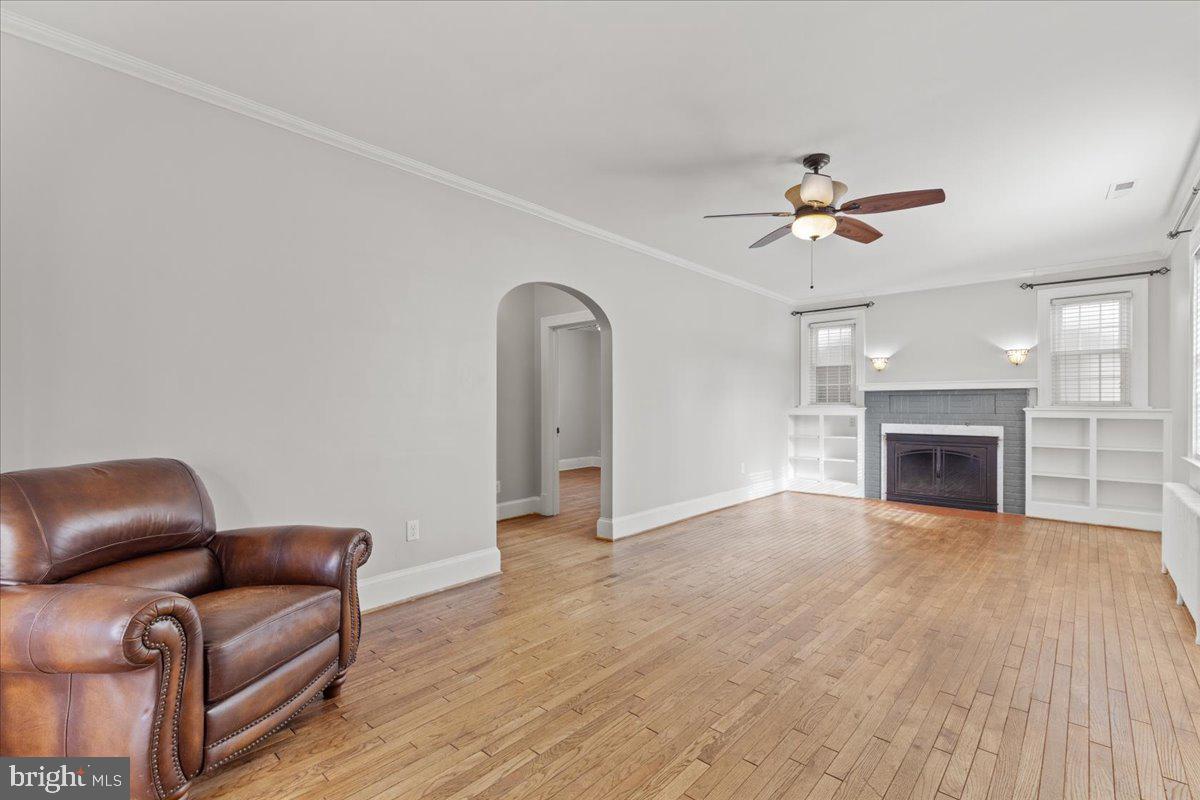 ADDISON HEIGHTS - Residential Lease