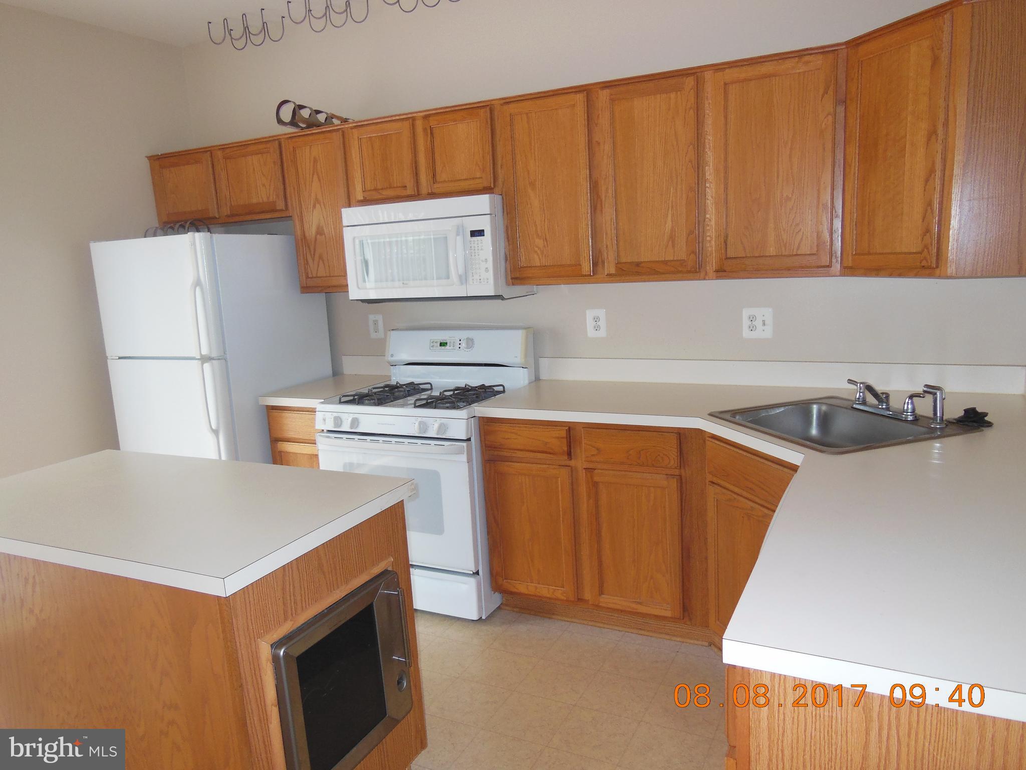 SHERBROOKE CONDO - Residential