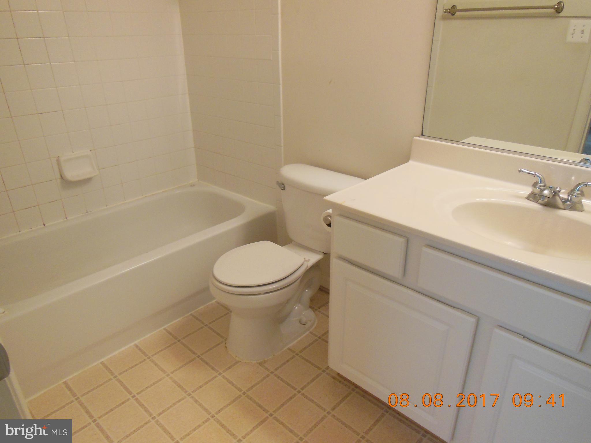 SHERBROOKE CONDO - Residential