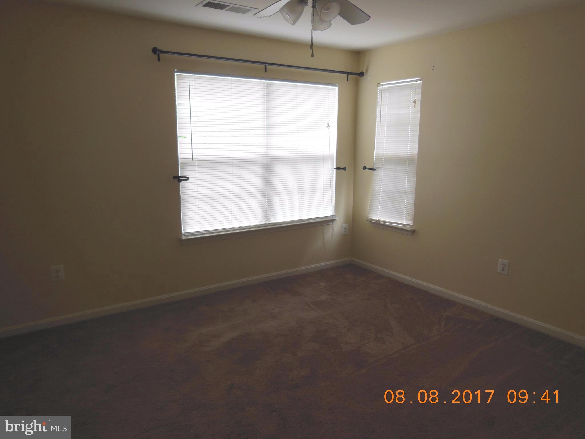 SHERBROOKE CONDO - Residential