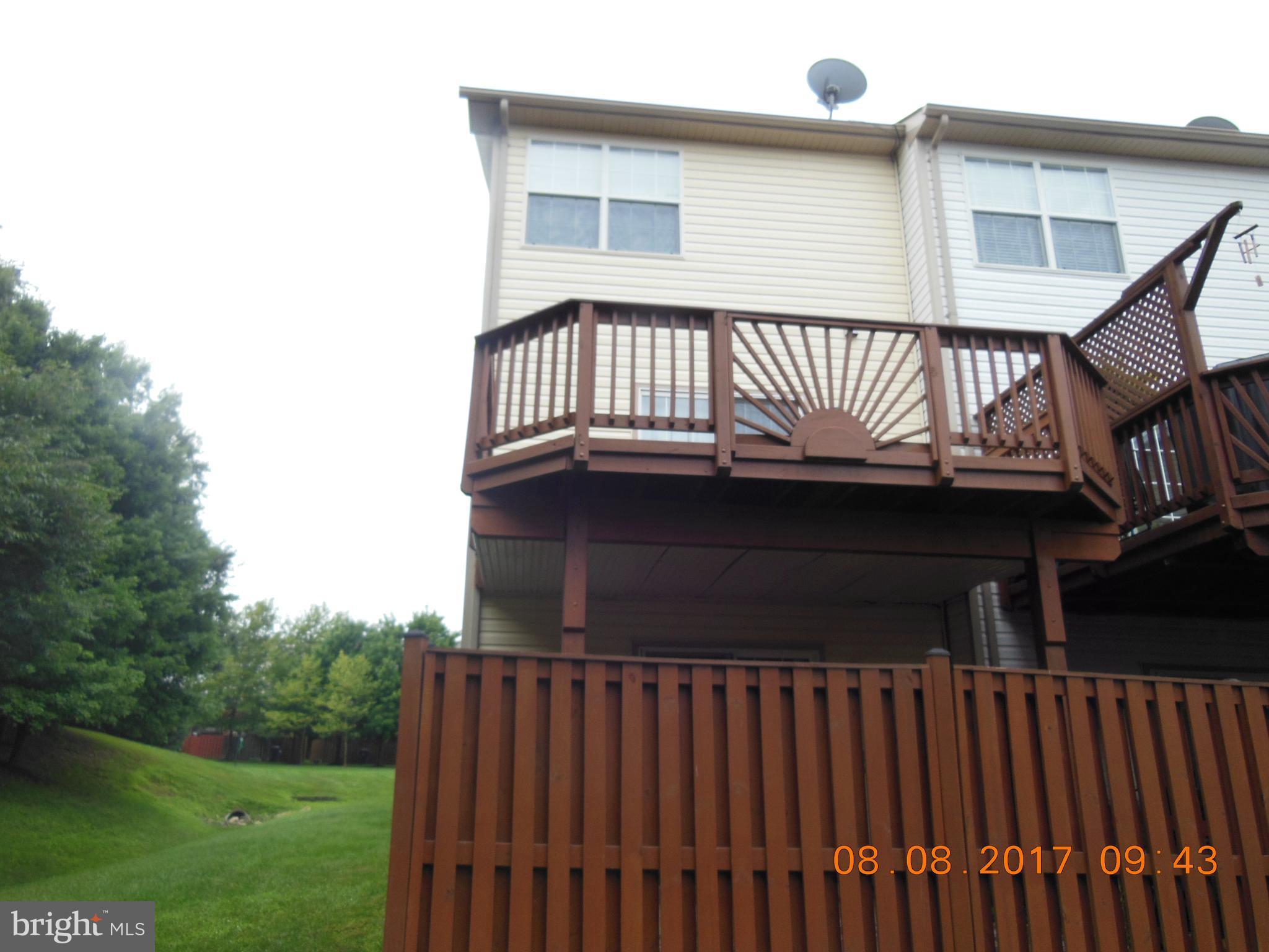 SHERBROOKE CONDO - Residential