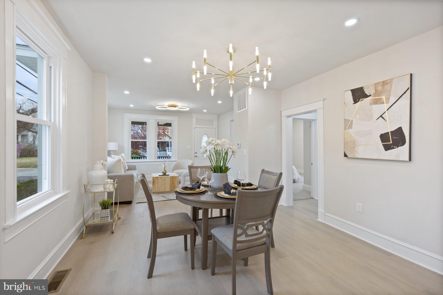 HAMILTON HILLS - Residential