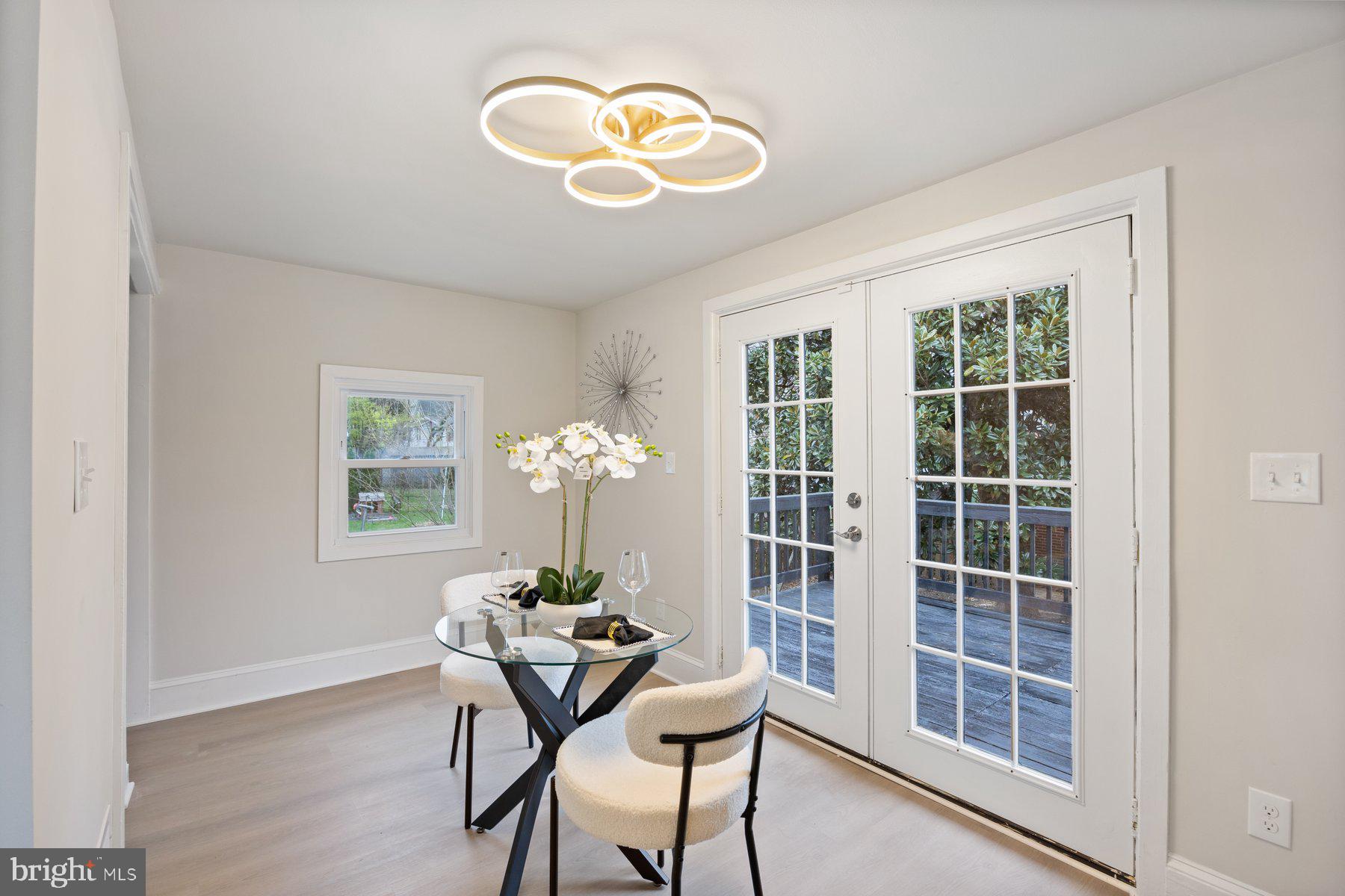 HAMILTON HILLS - Residential