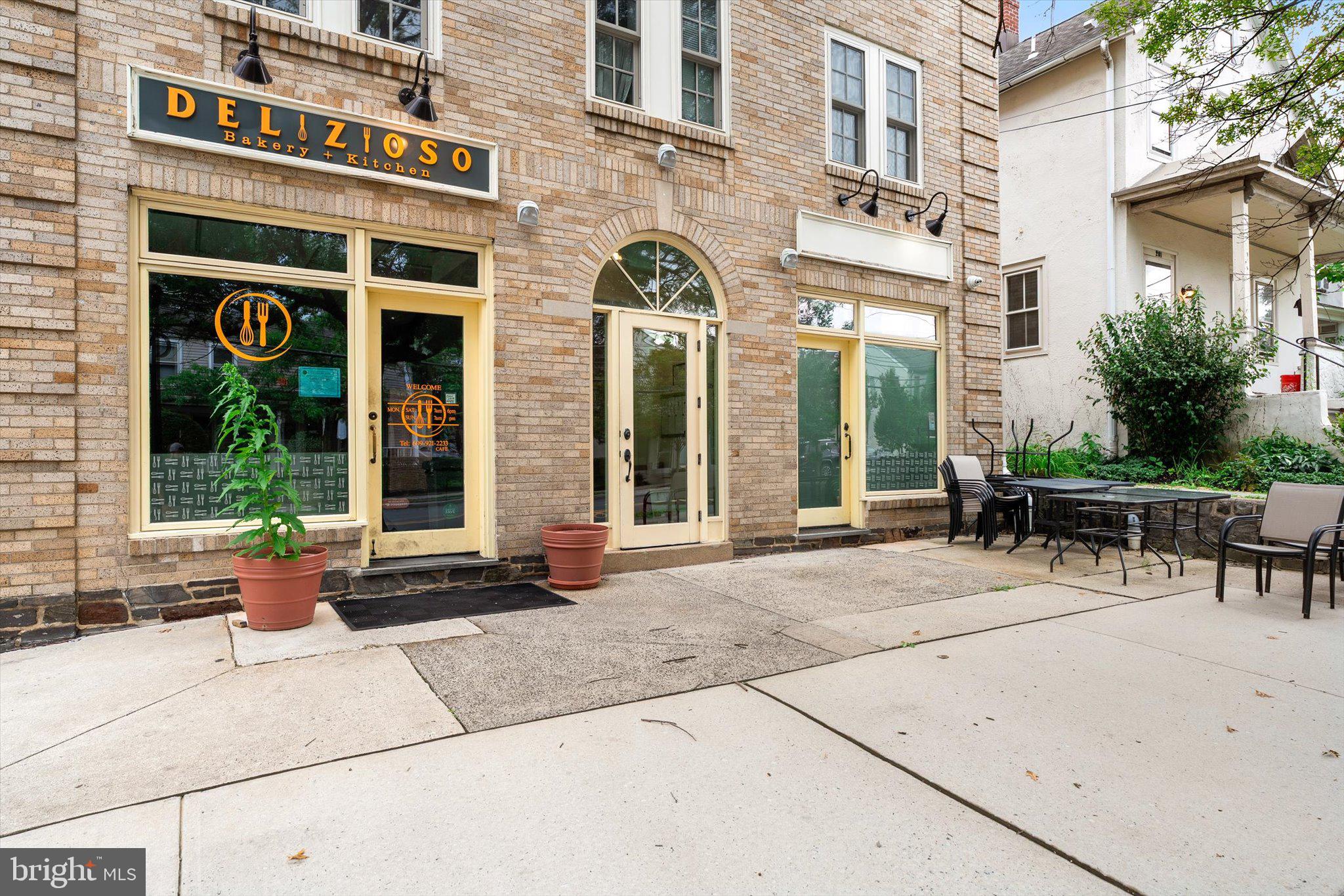 205 WITHERSPOON STREET 1