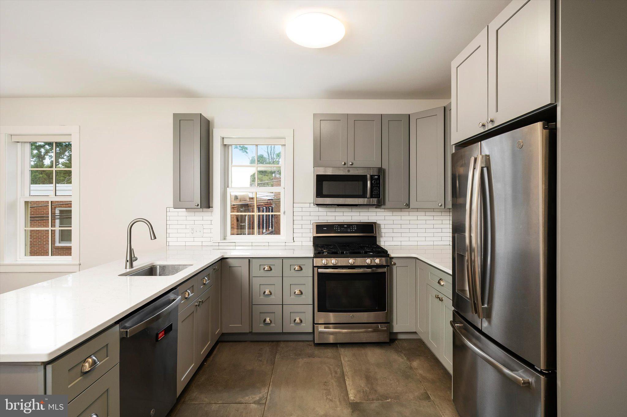 205 WITHERSPOON STREET 1