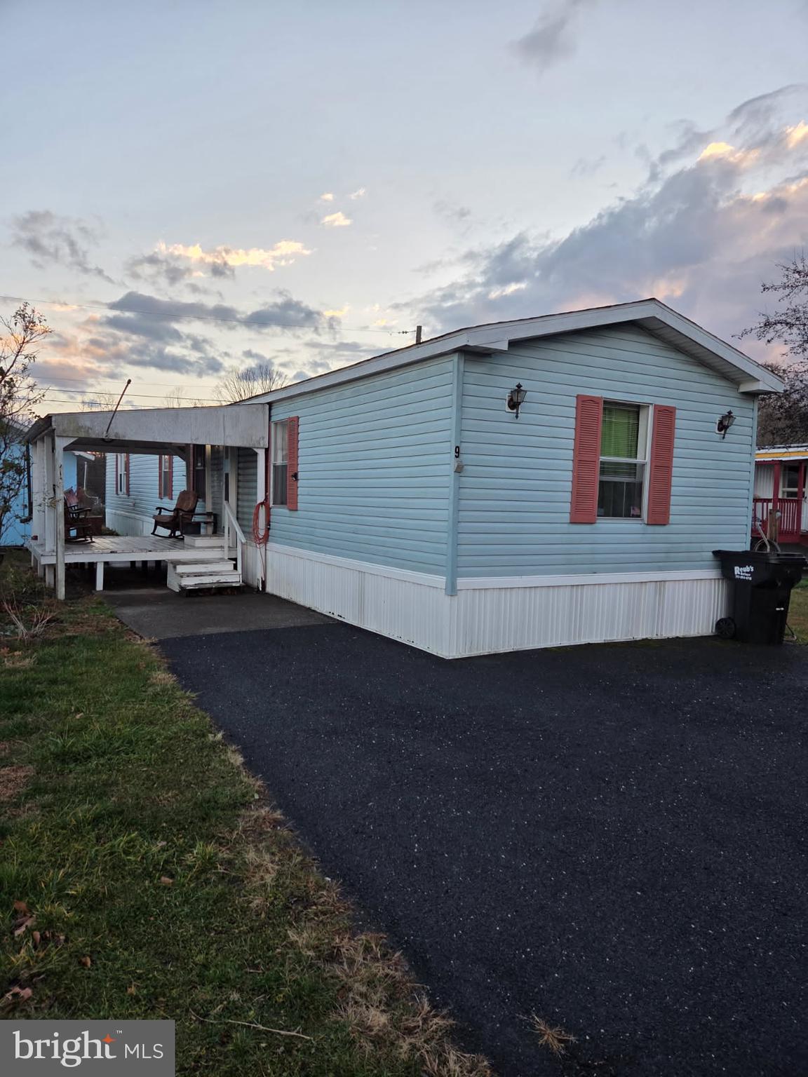 PARADISE PARK - Residential