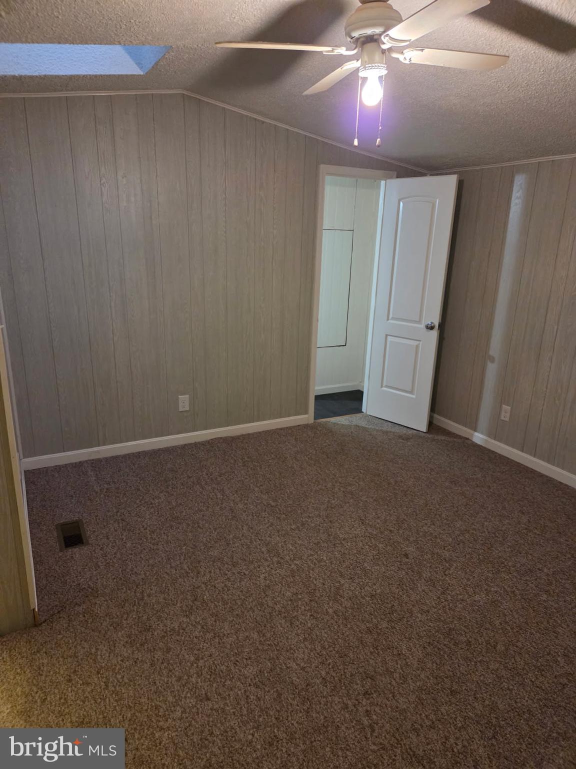 PARADISE PARK - Residential