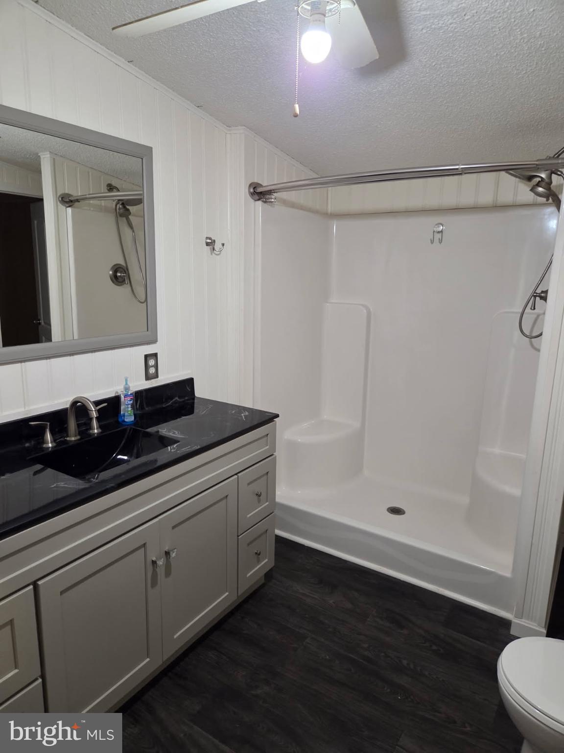 PARADISE PARK - Residential