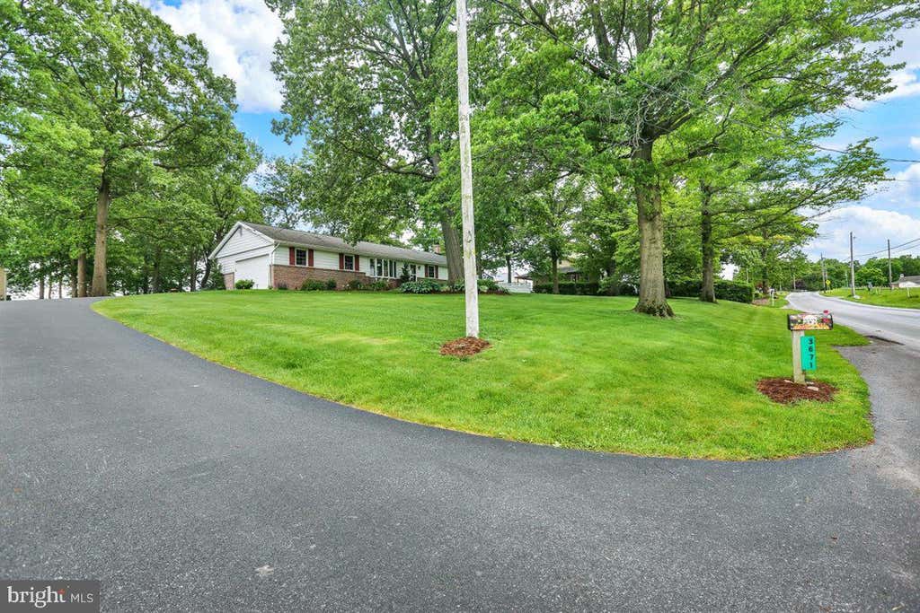 Photo of 3671 White Oak Road, PARADISE, PA 17562 (MLS # PALA2092764)