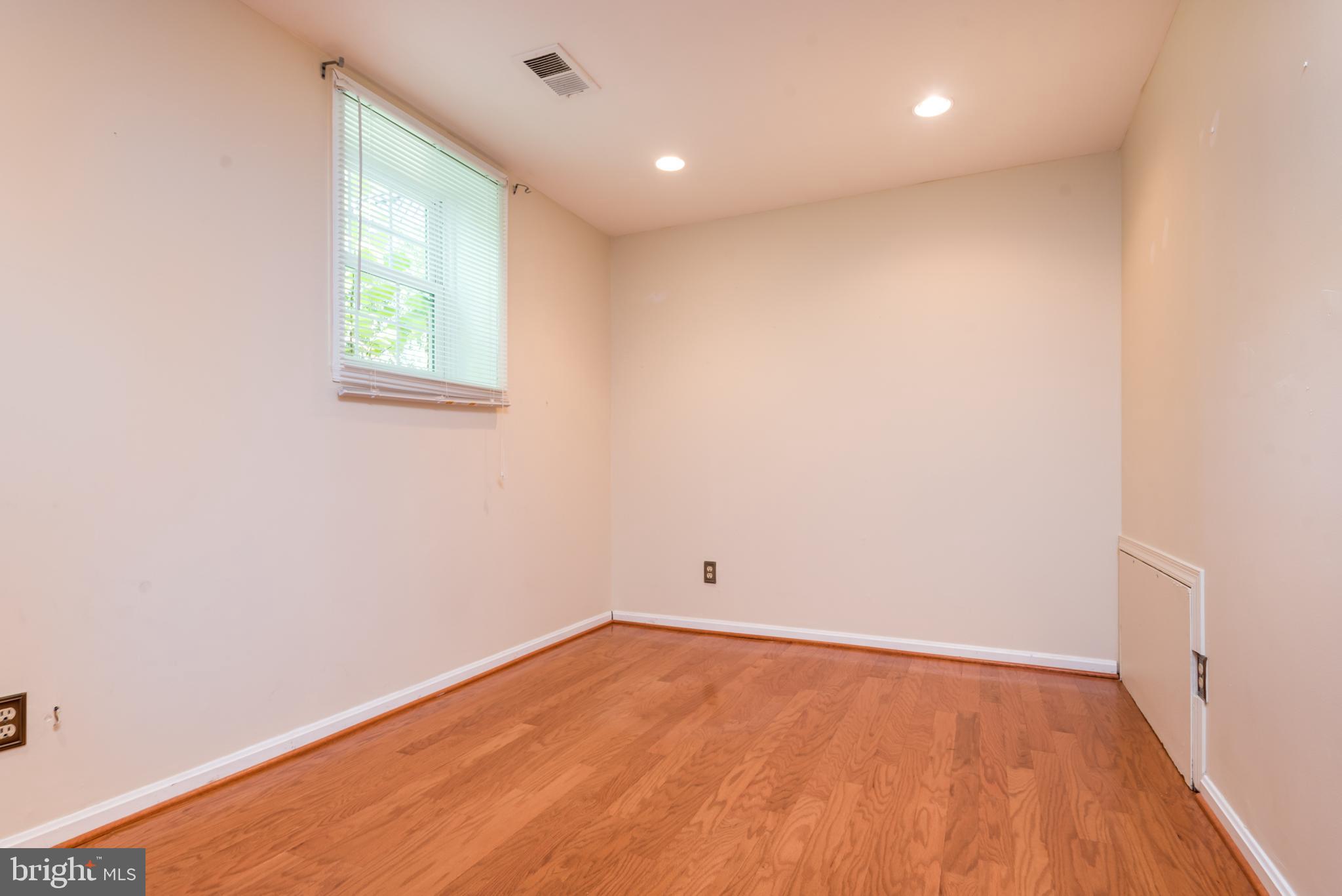 OLD TOWN STATION - Residential