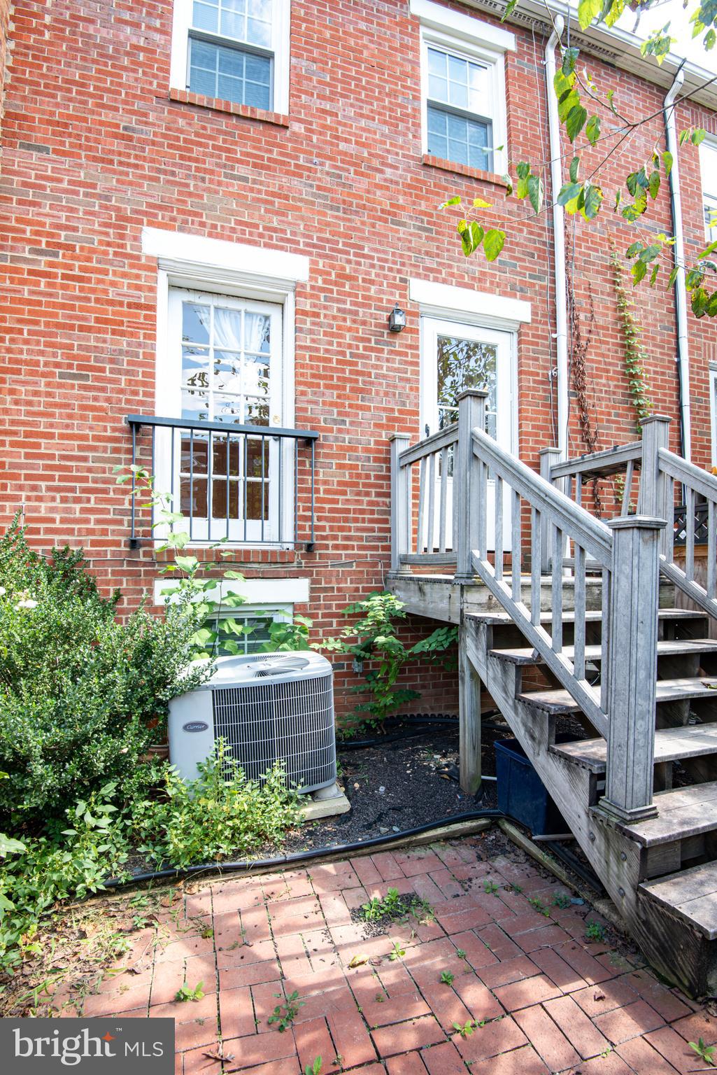 OLD TOWN STATION - Residential