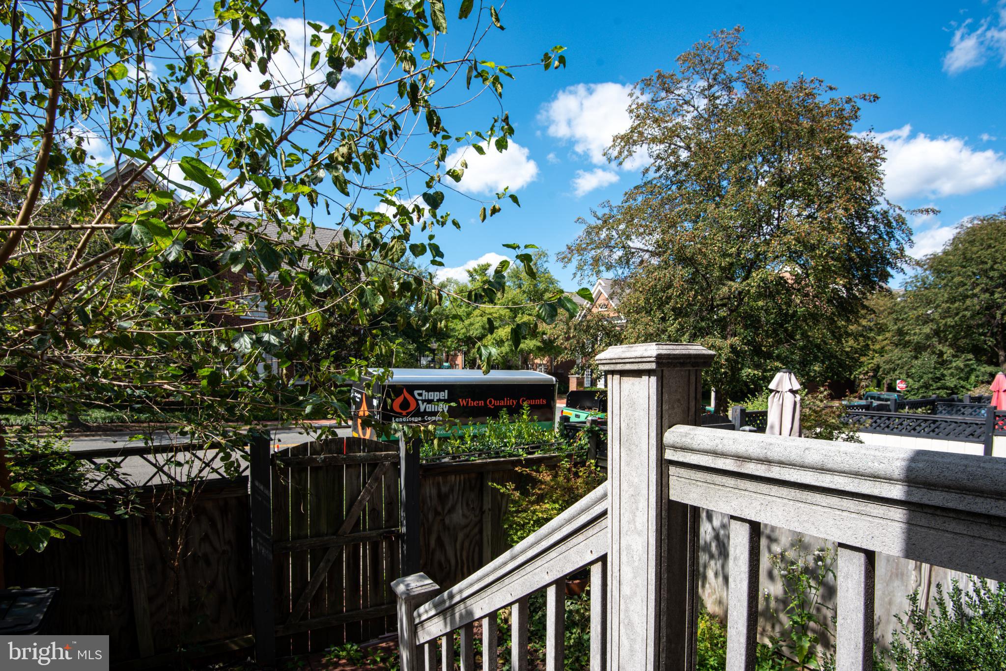 OLD TOWN STATION - Residential