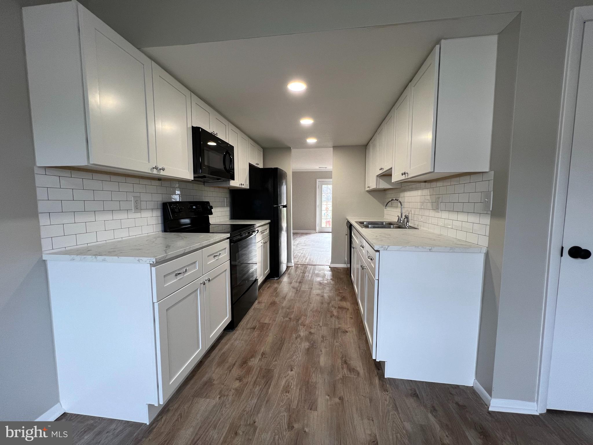 STONEY RIDGE FARM - Residential