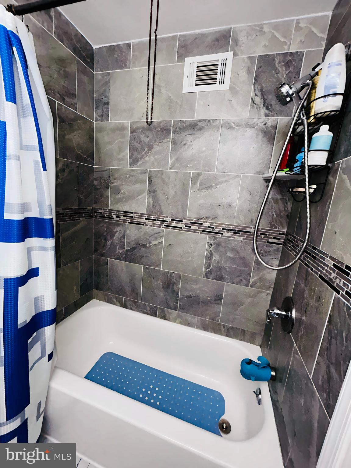 WALTON PARK - Residential