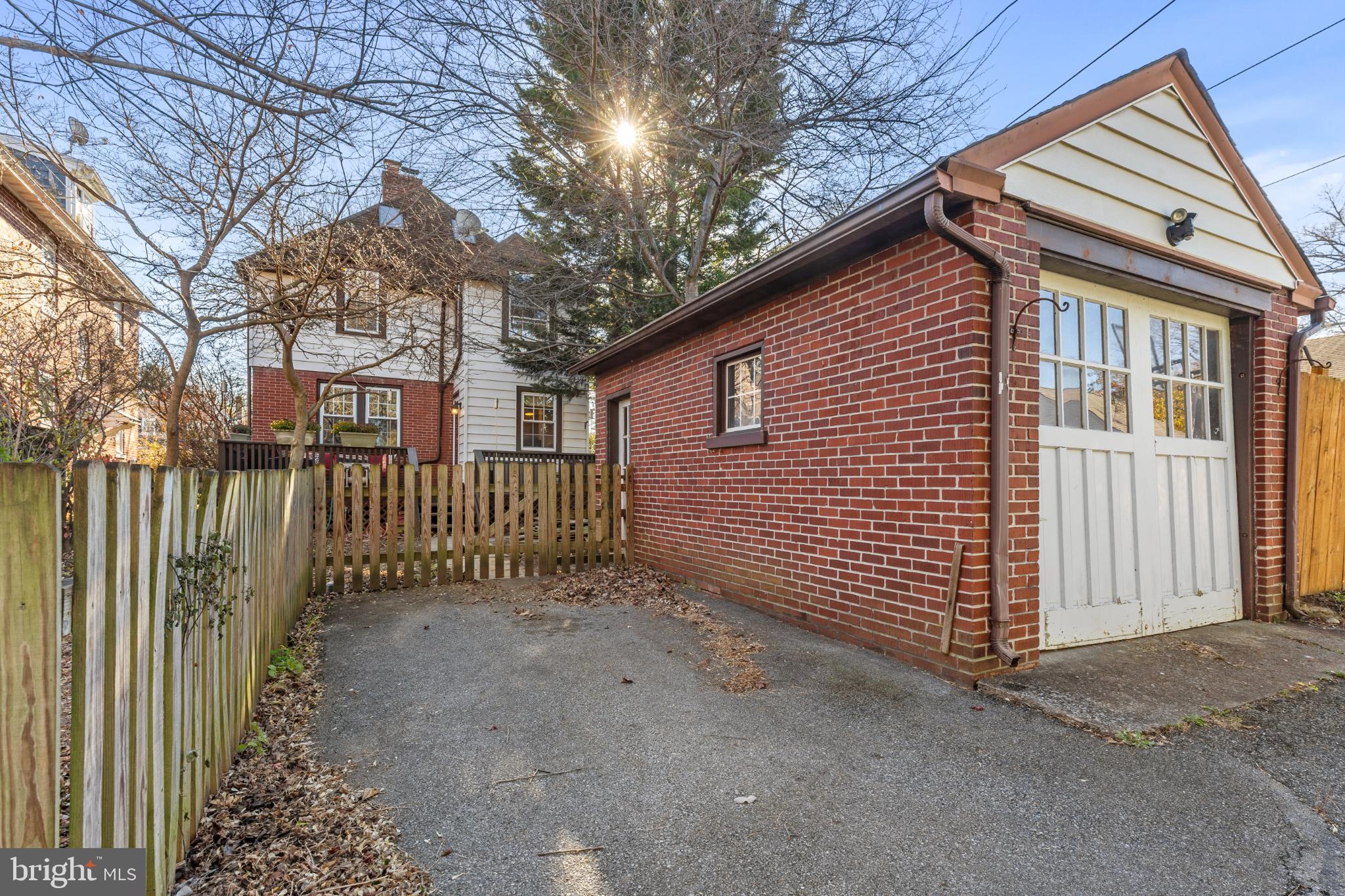 GRANDVIEW HEIGHTS - Residential