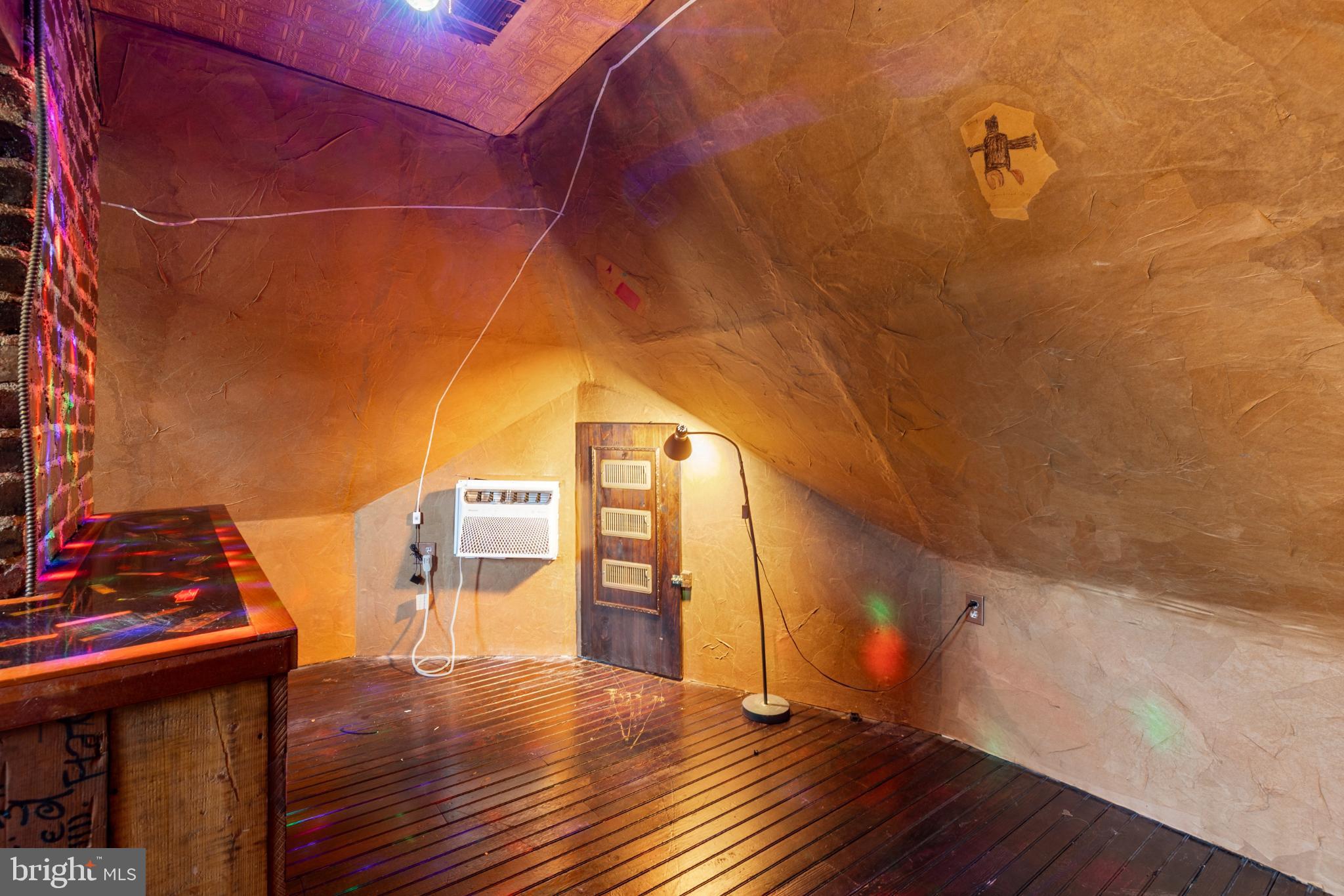 GRANDVIEW HEIGHTS - Residential