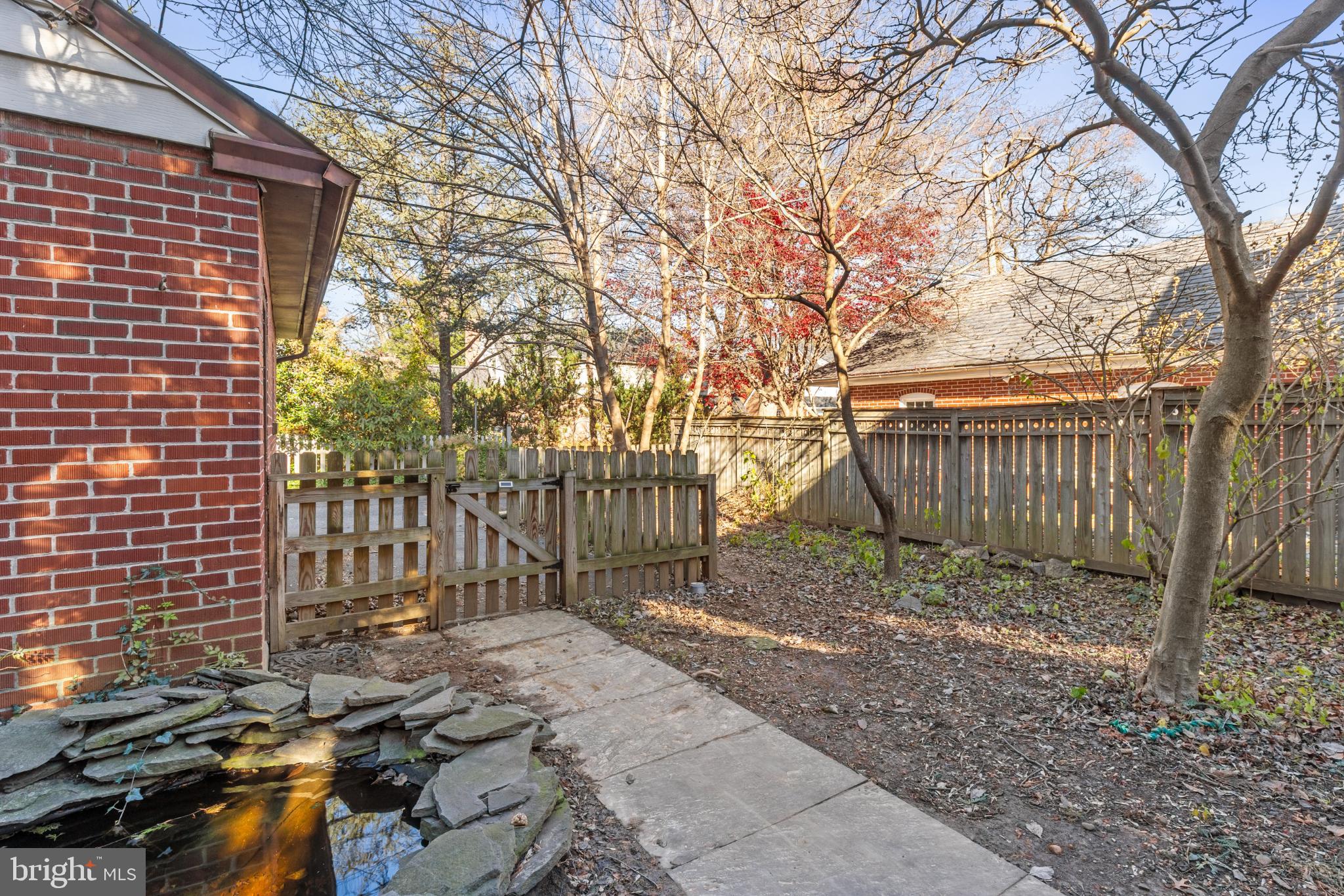 GRANDVIEW HEIGHTS - Residential