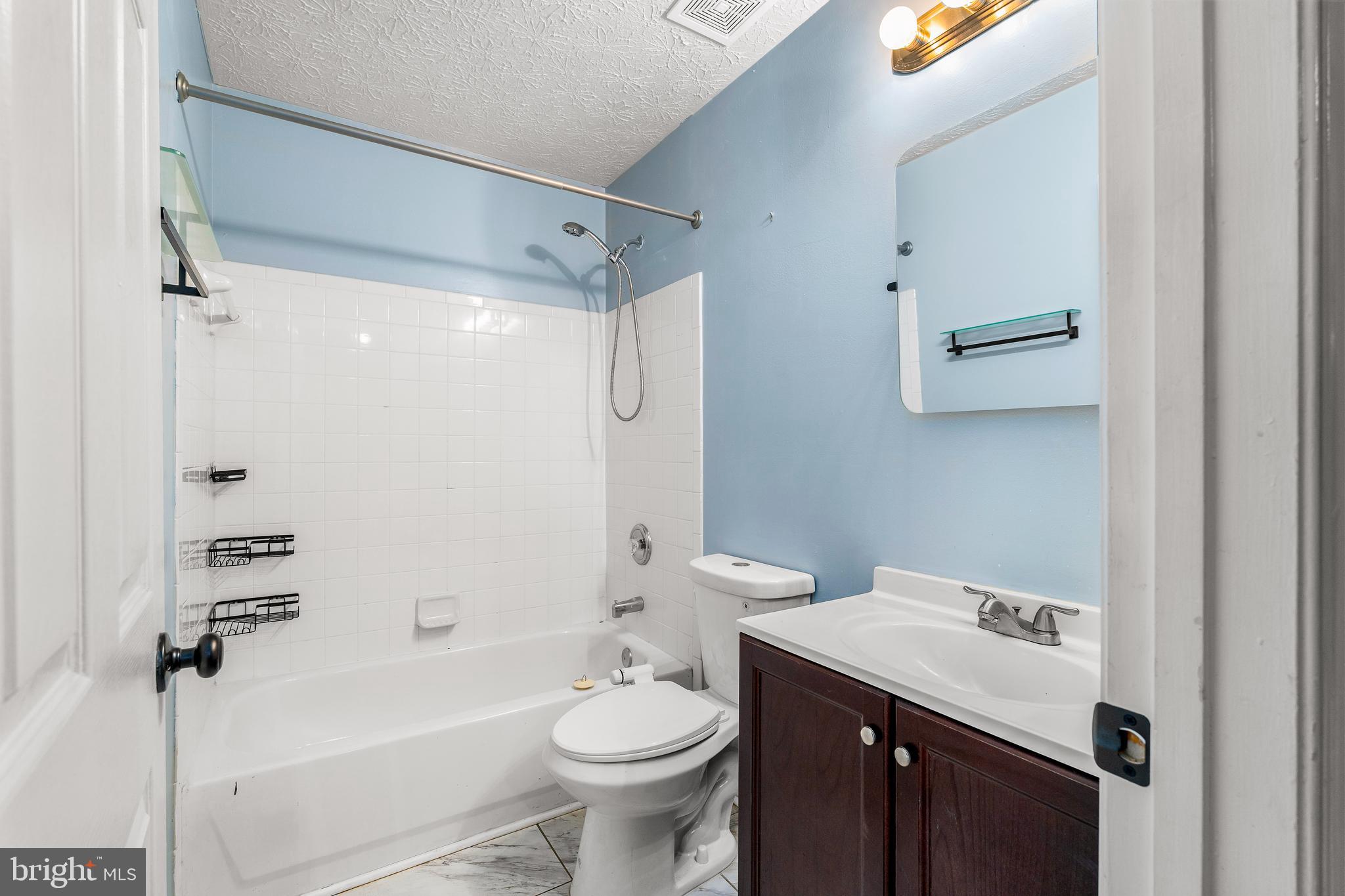 DOUGLAS VILLAGE - Residential