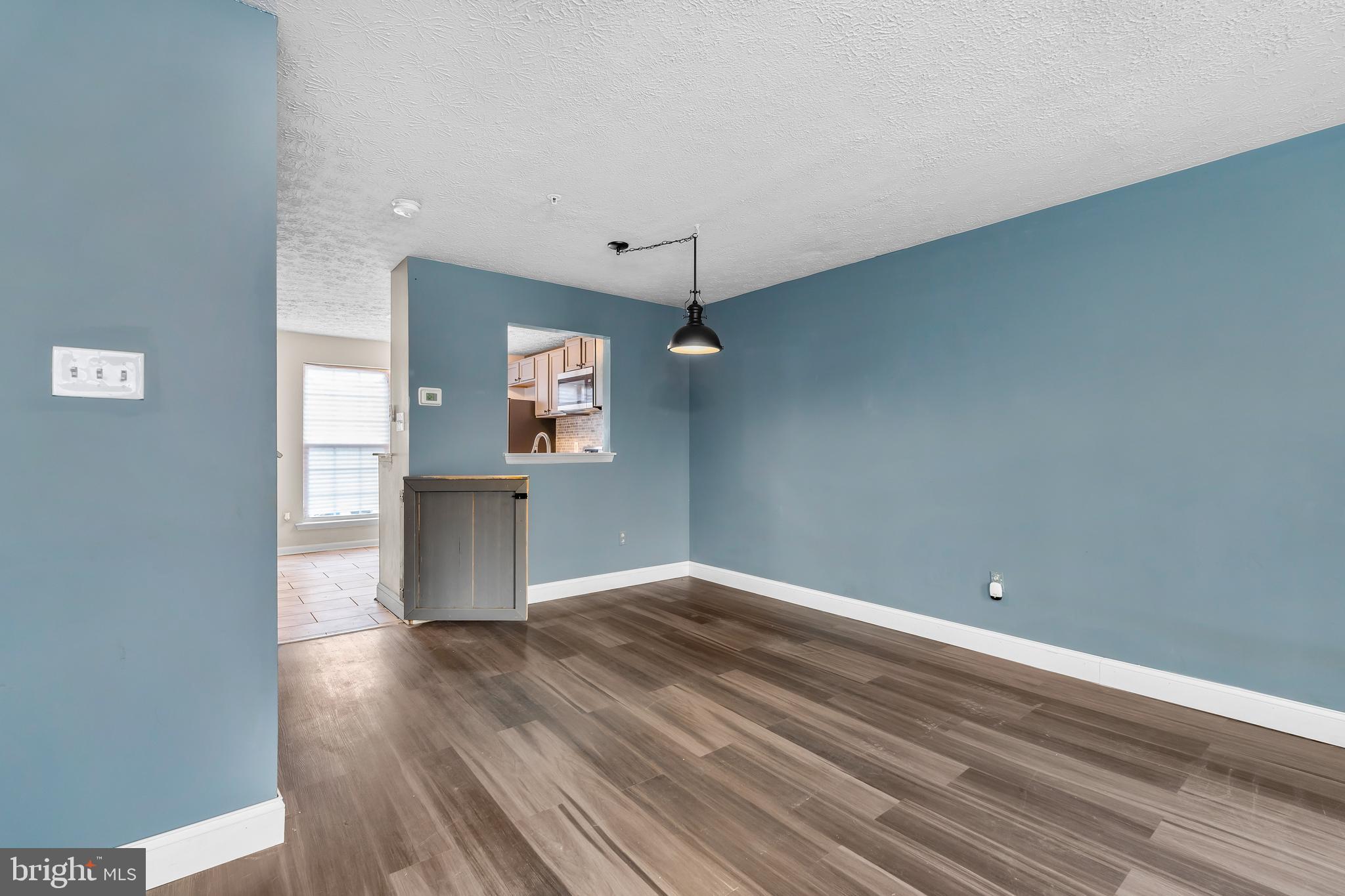 DOUGLAS VILLAGE - Residential