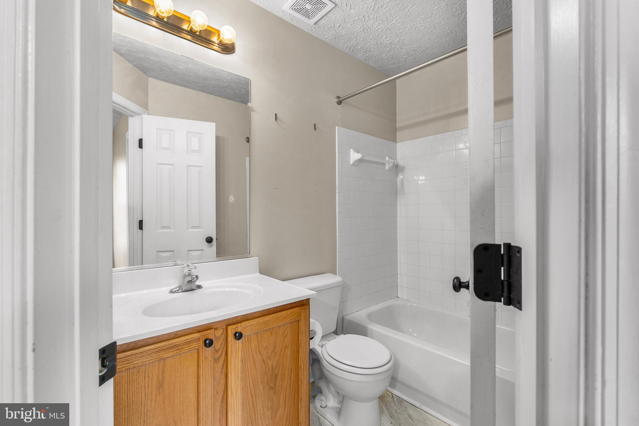 DOUGLAS VILLAGE - Residential