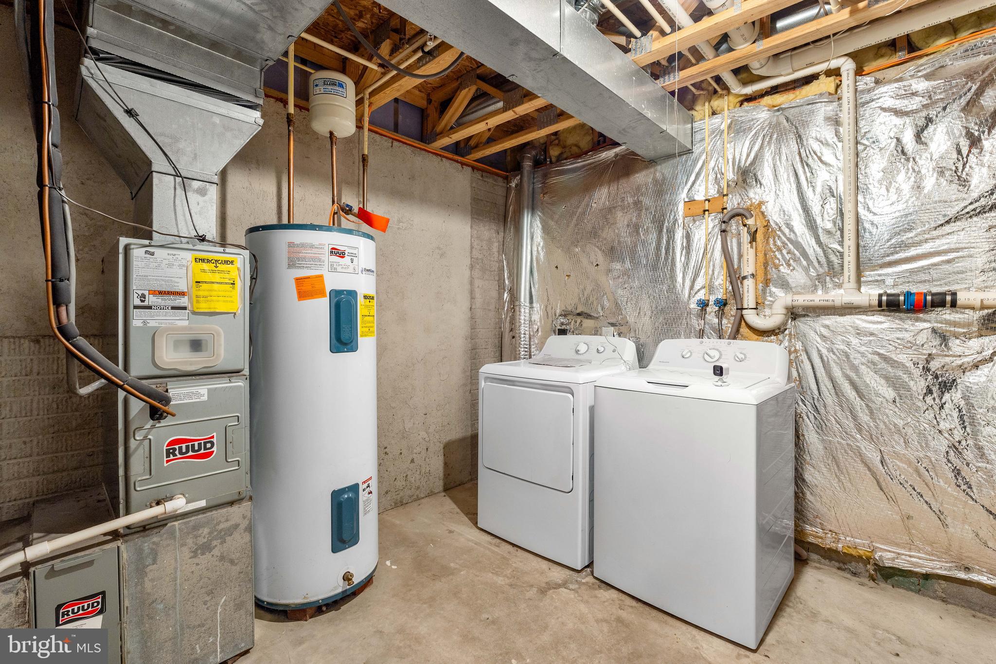 DOUGLAS VILLAGE - Residential