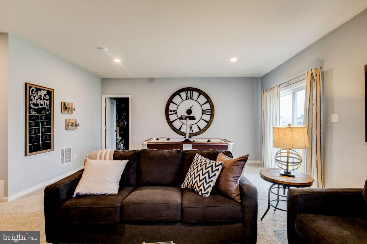 ROBINSONS PARADISE - Residential